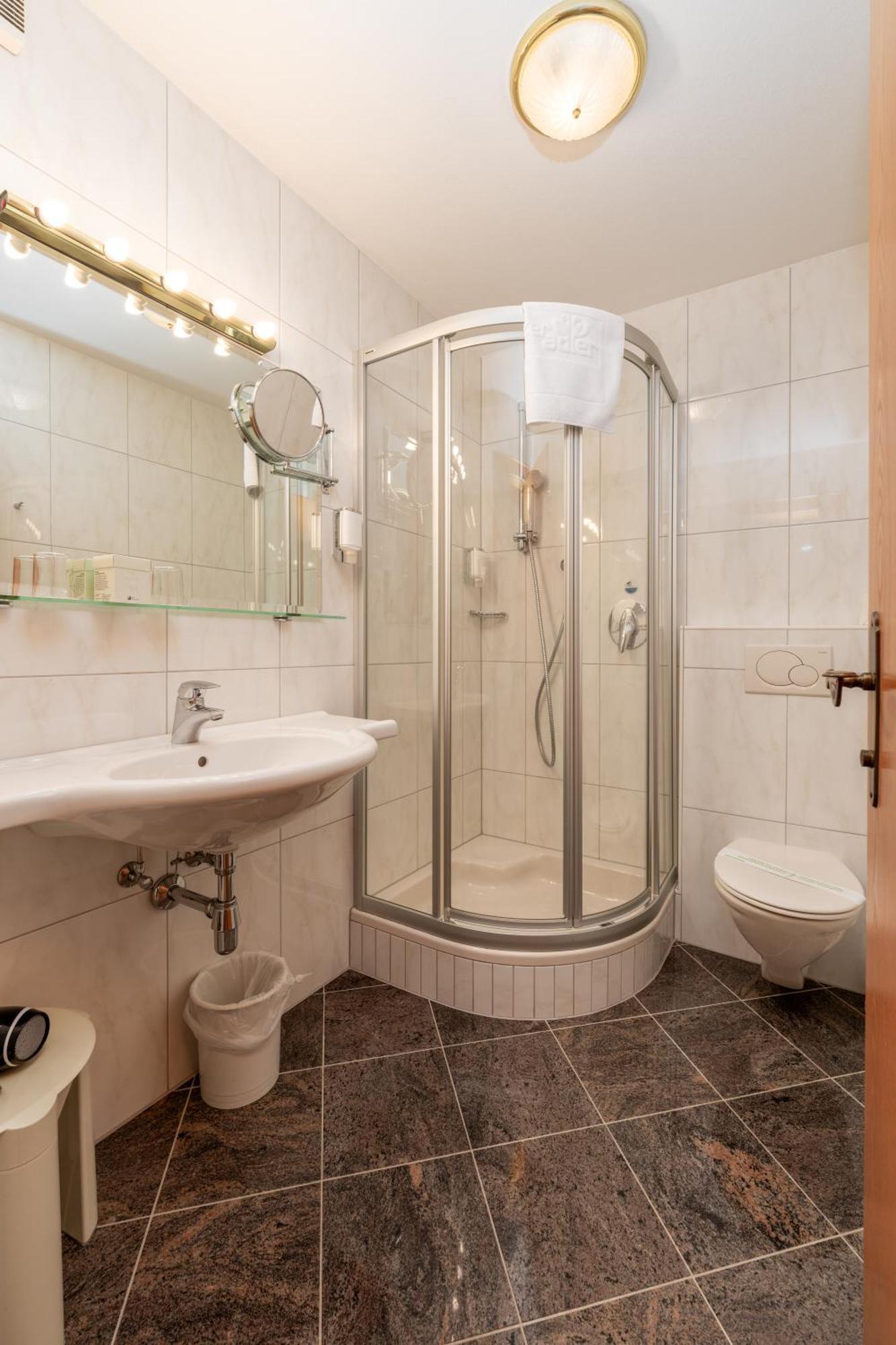 Large Double Room