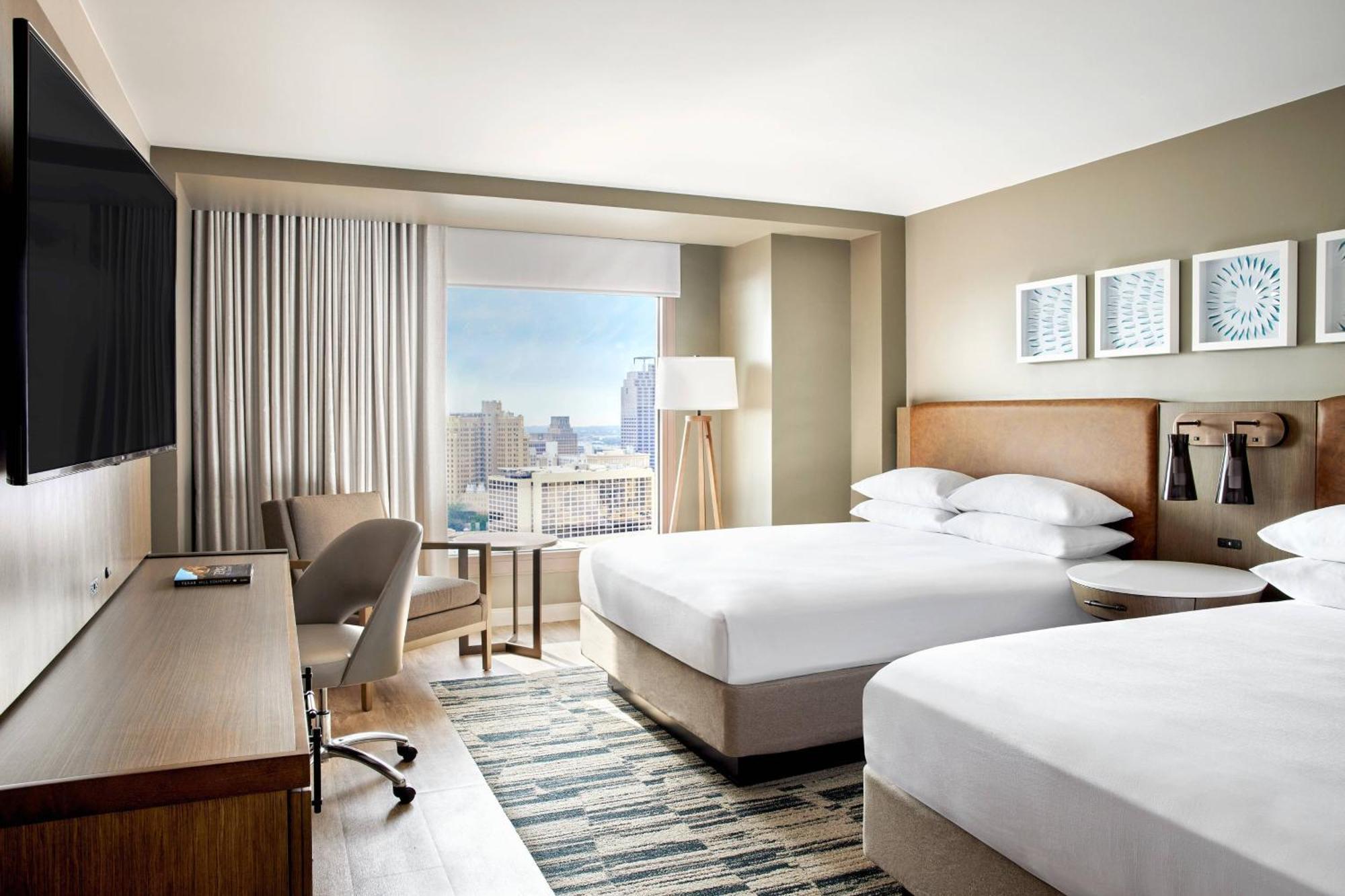 Queen Room Two Queen Beds Hearing Accessible