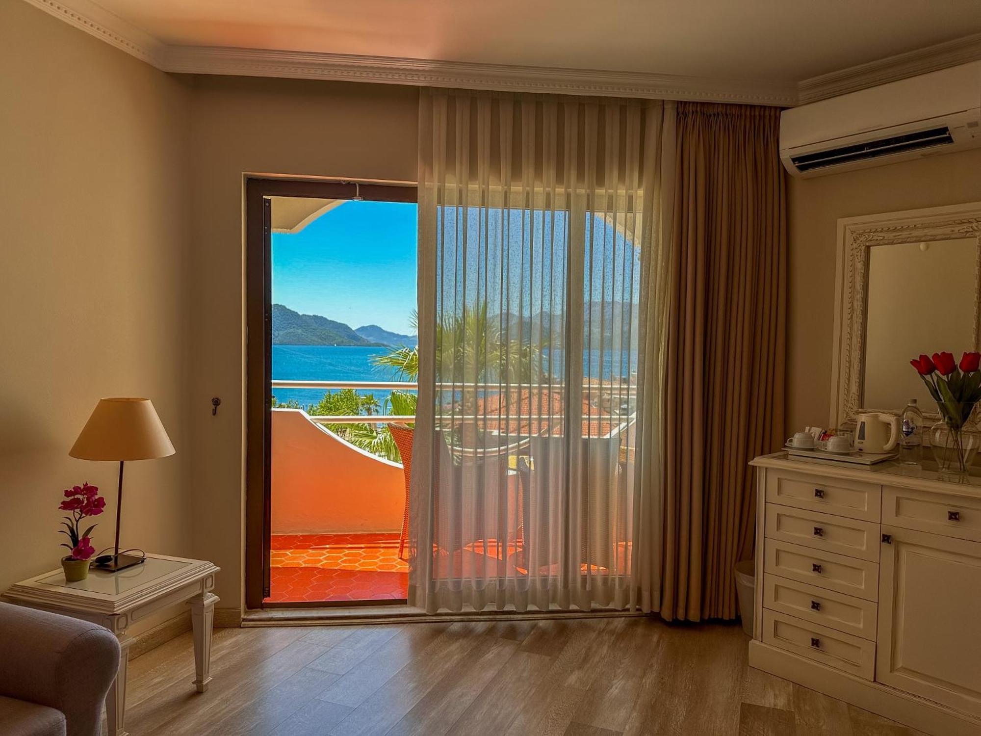 Superior Deluxe Double or Twin Room