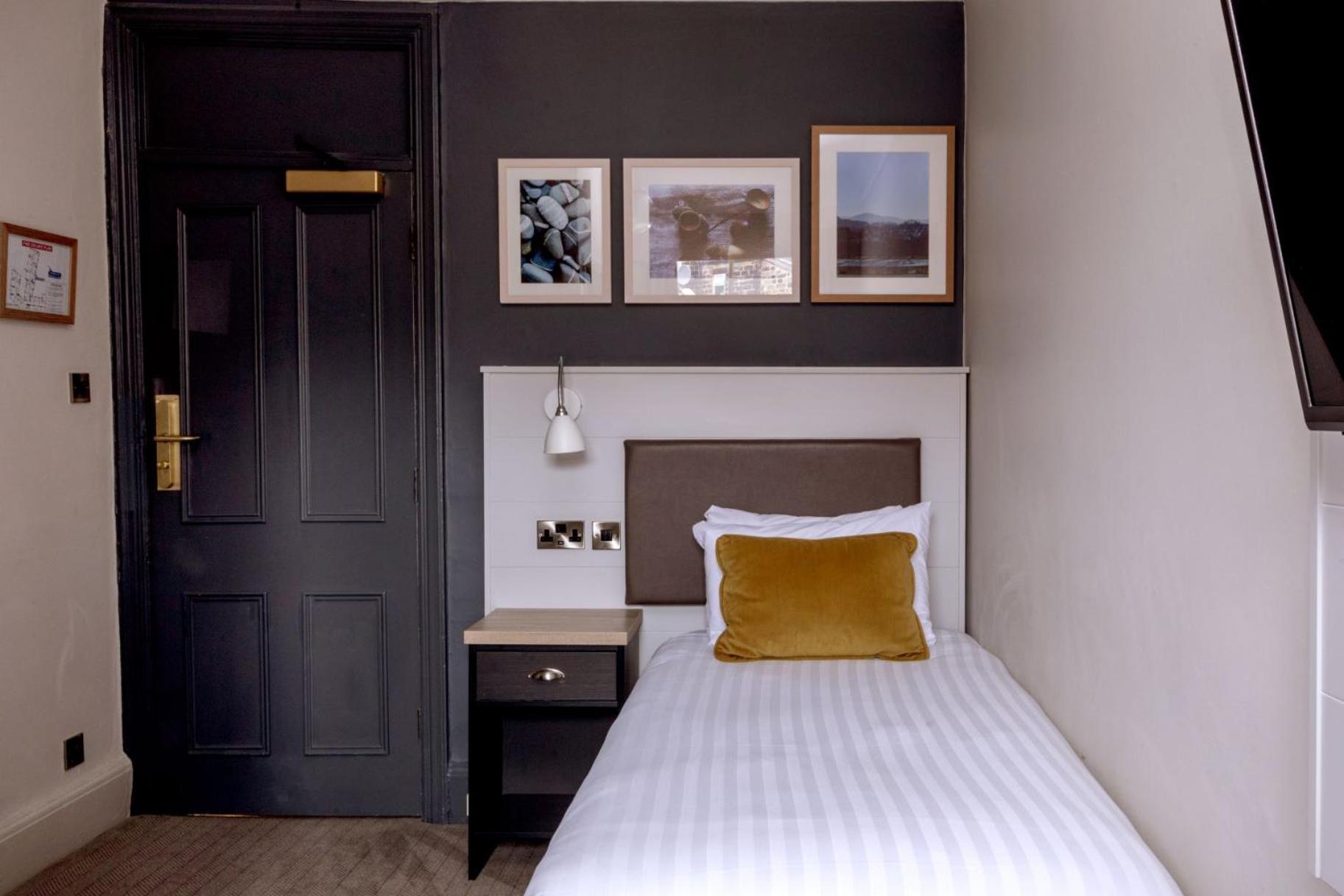 Single Room,1583066056:JPEG