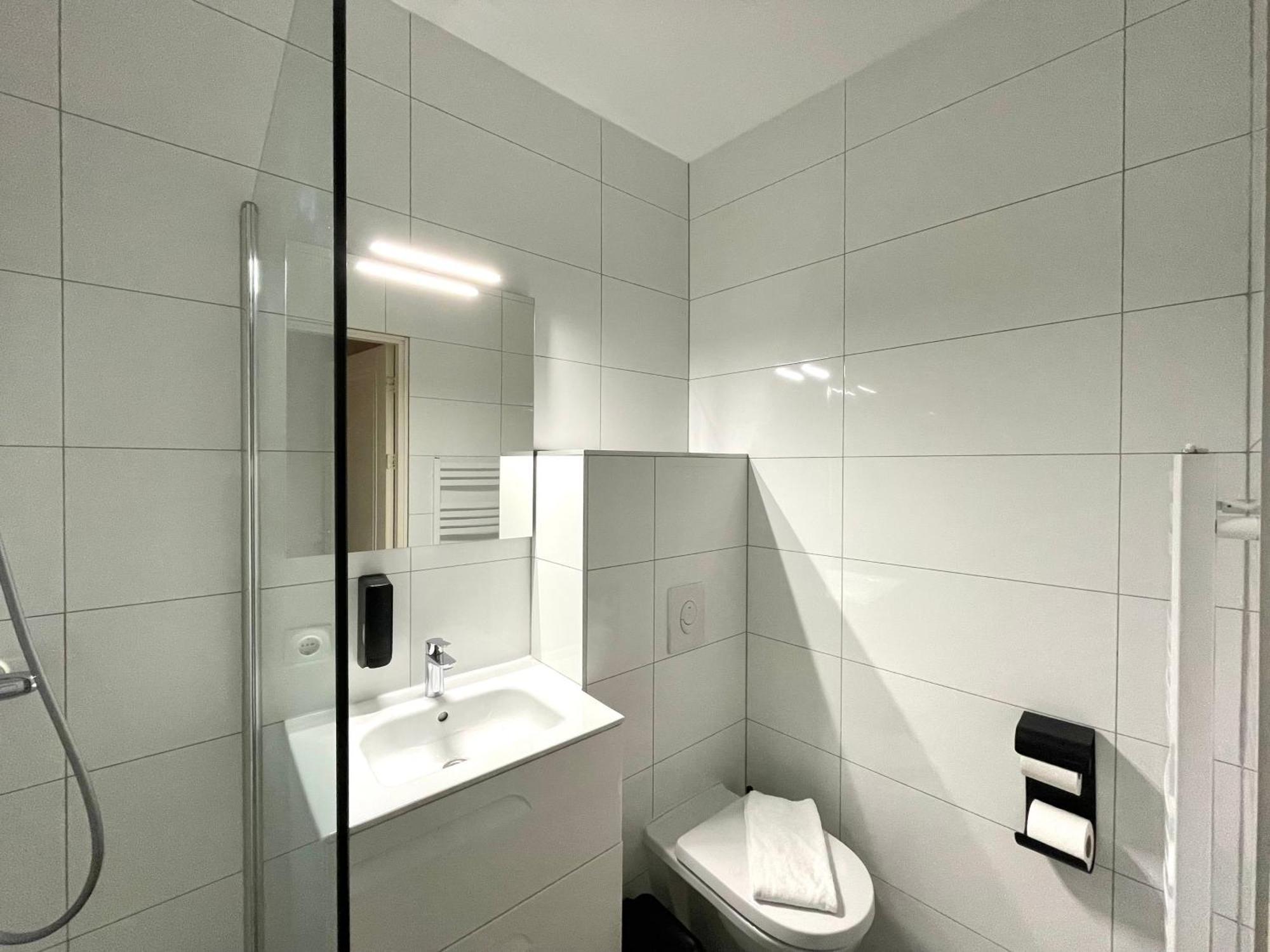 Triple Room,1555936783:JPEG