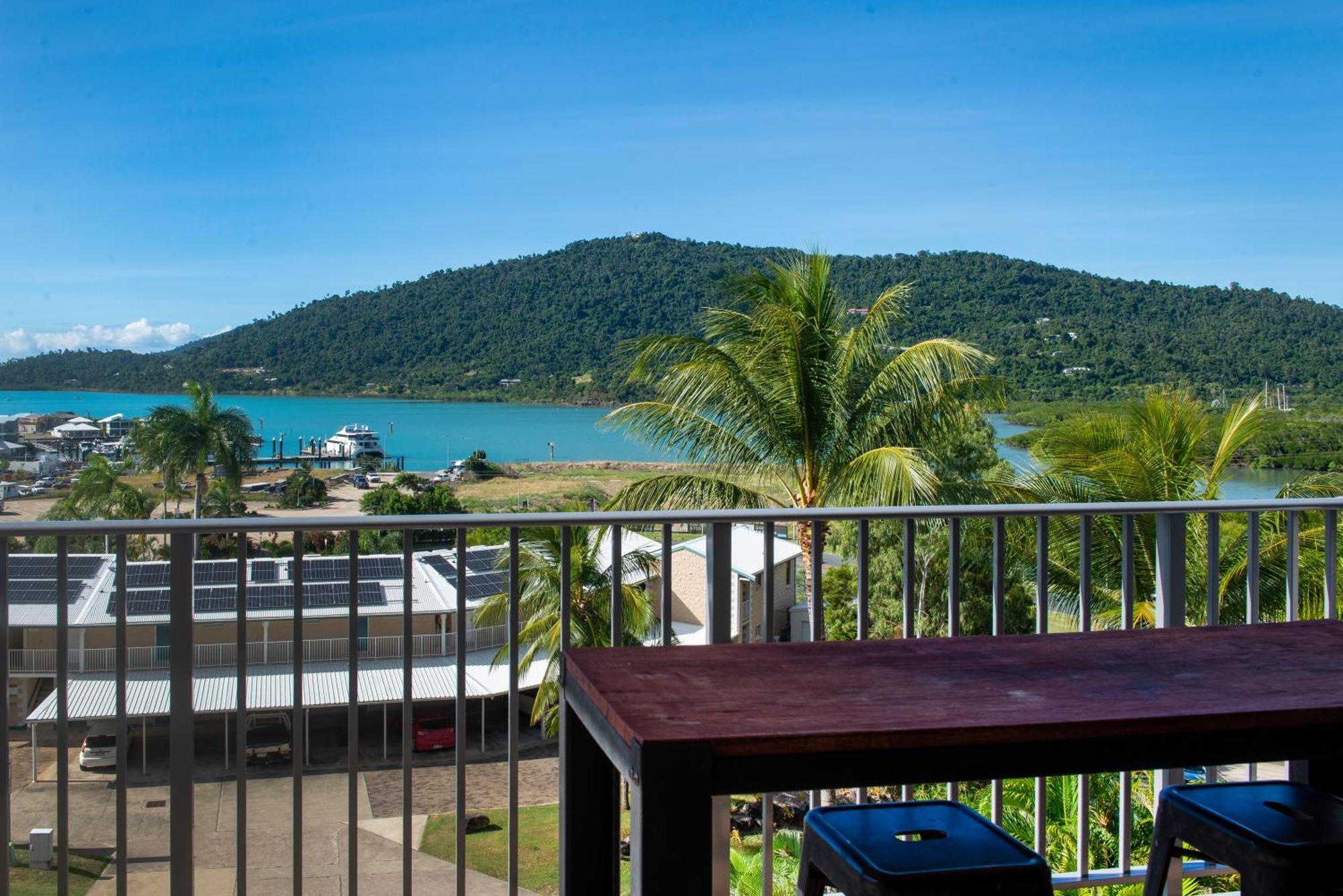 Sea View Studio Suite