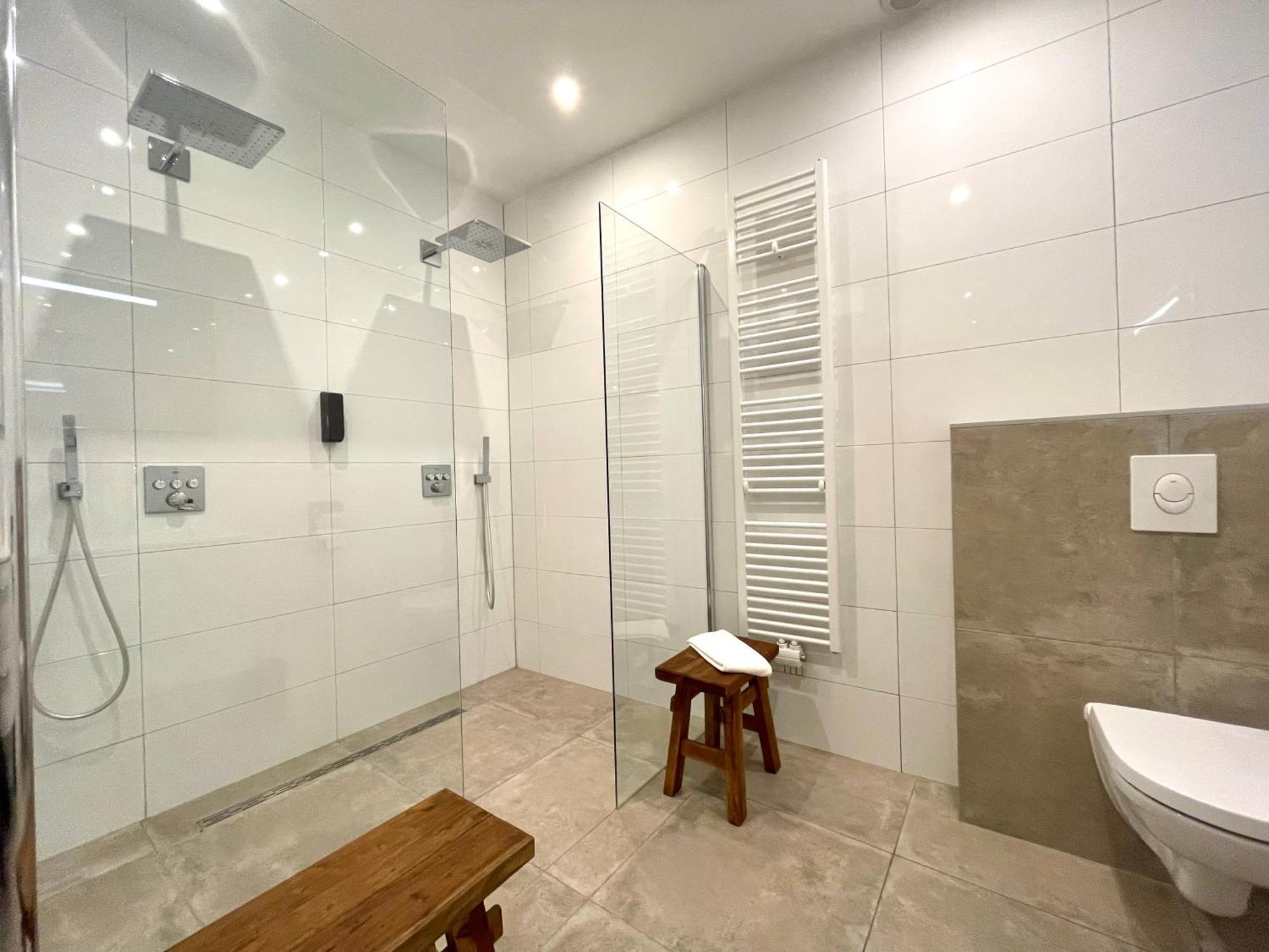 Deluxe Family Suite