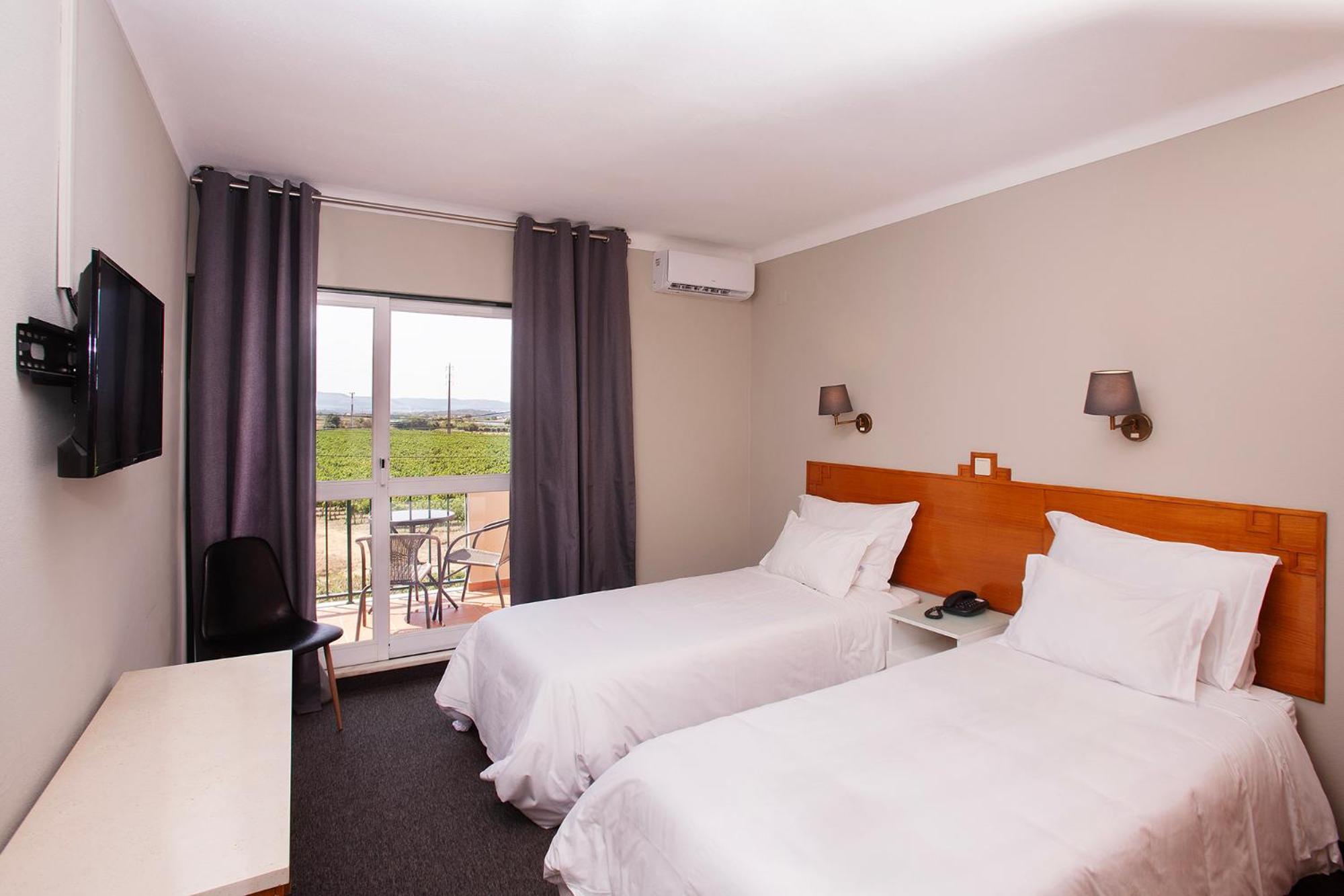 Superior Twin Room,1556261983:JPEG