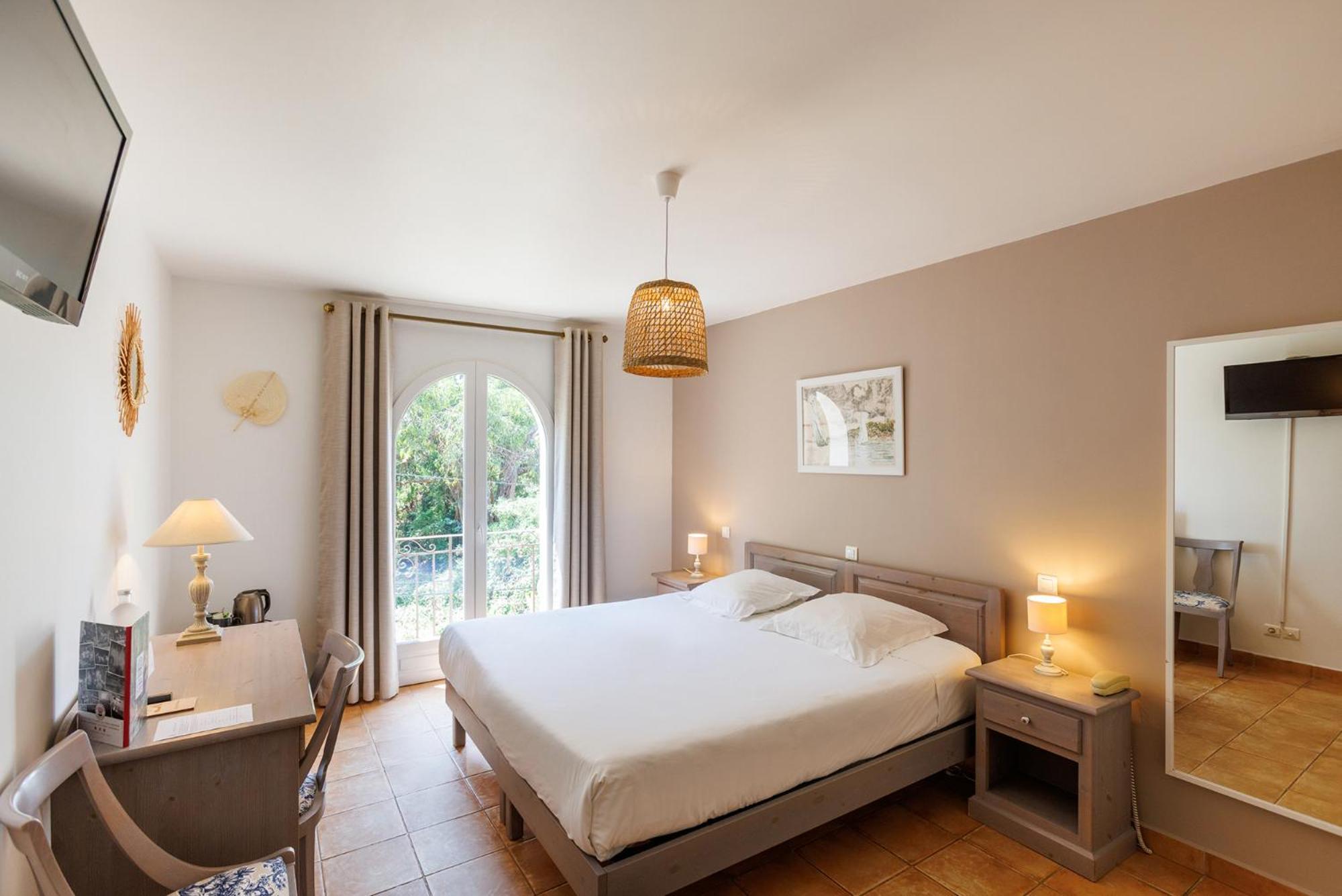 Superior Double or Twin Room,1556280019:JPEG