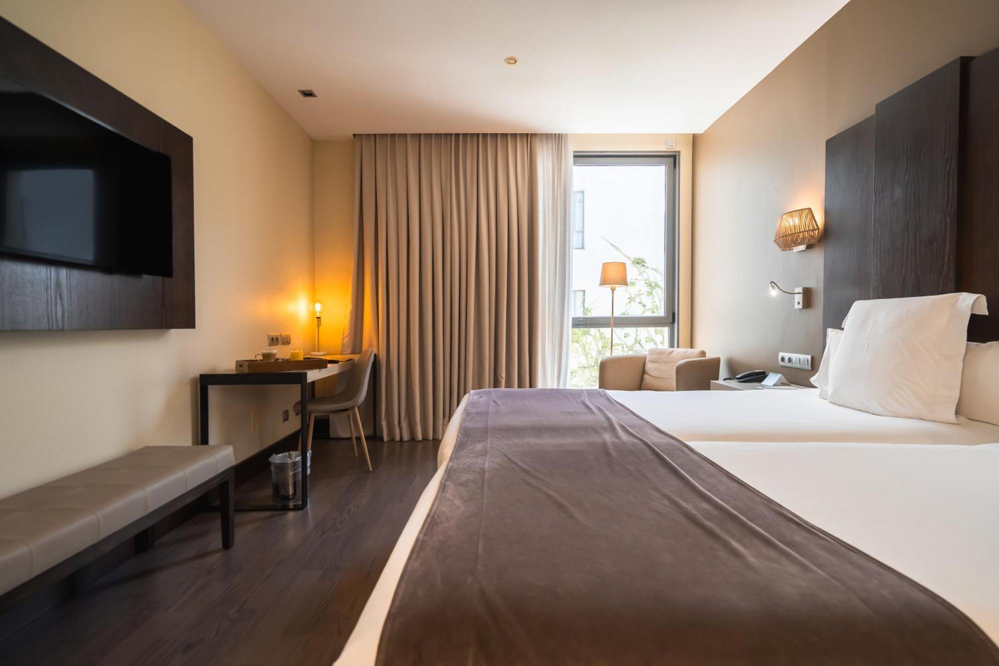 Deluxe Single Room