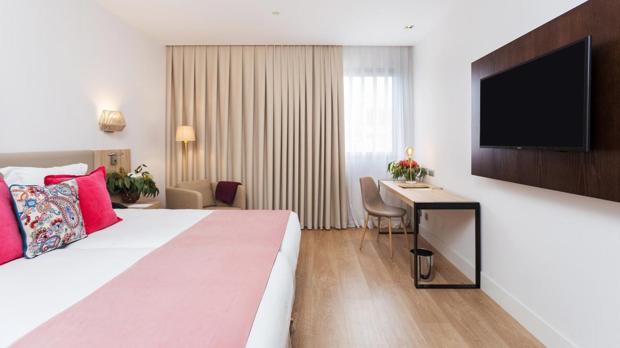 Deluxe Single Room