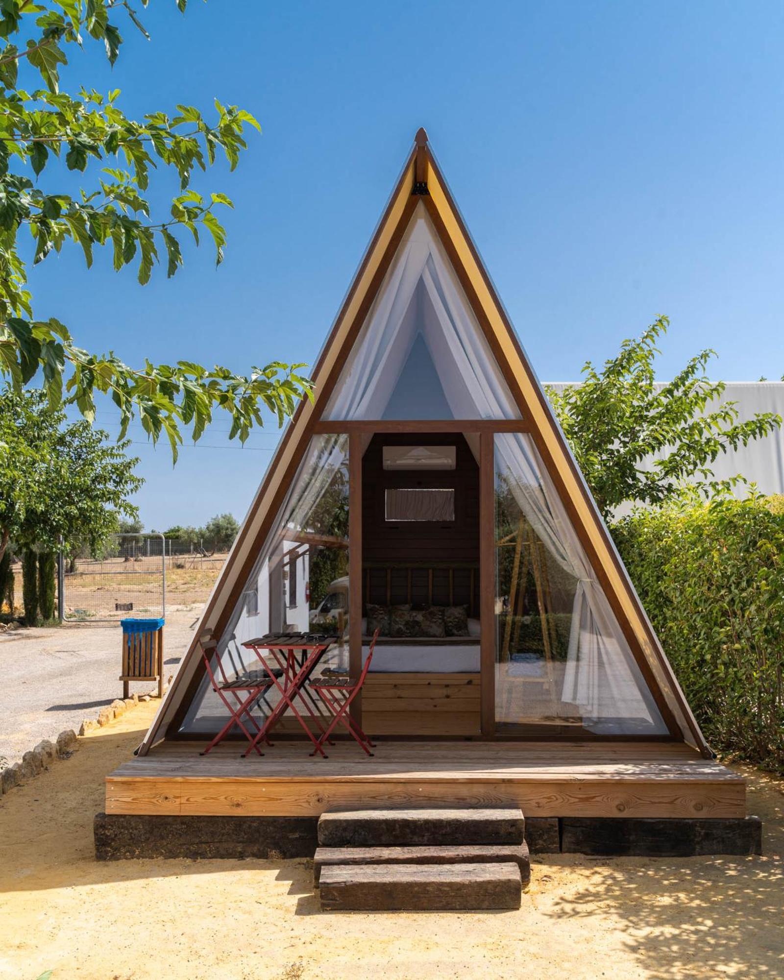 Deluxe Cabana Garden View