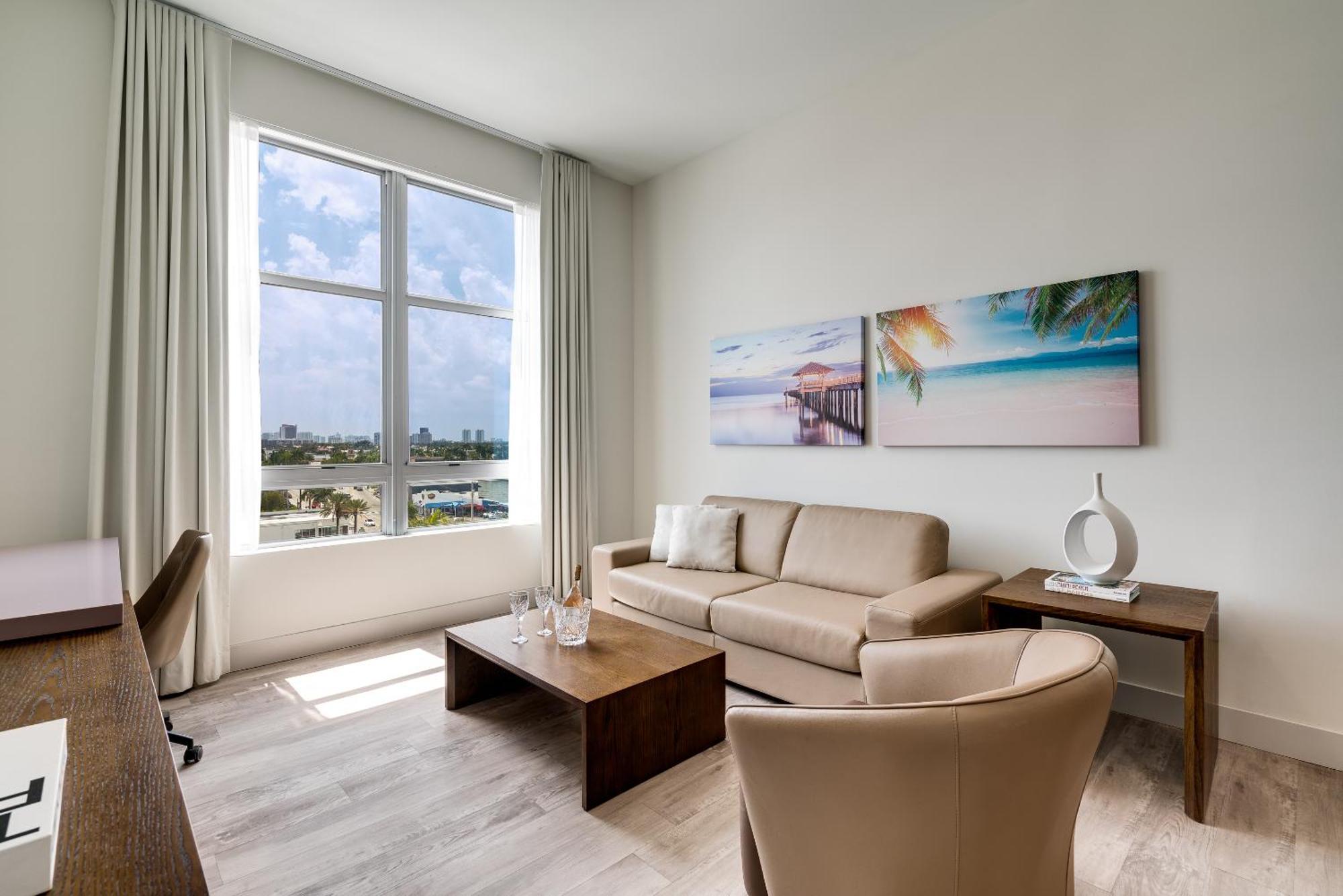 Accessible One Bedroom Suite King