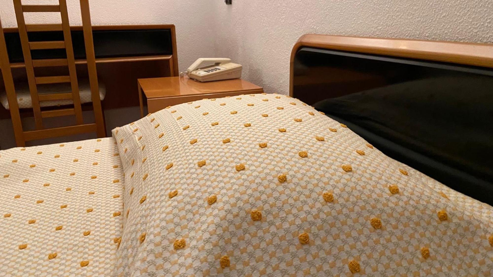 Small Single Room,1403004791:JPEG