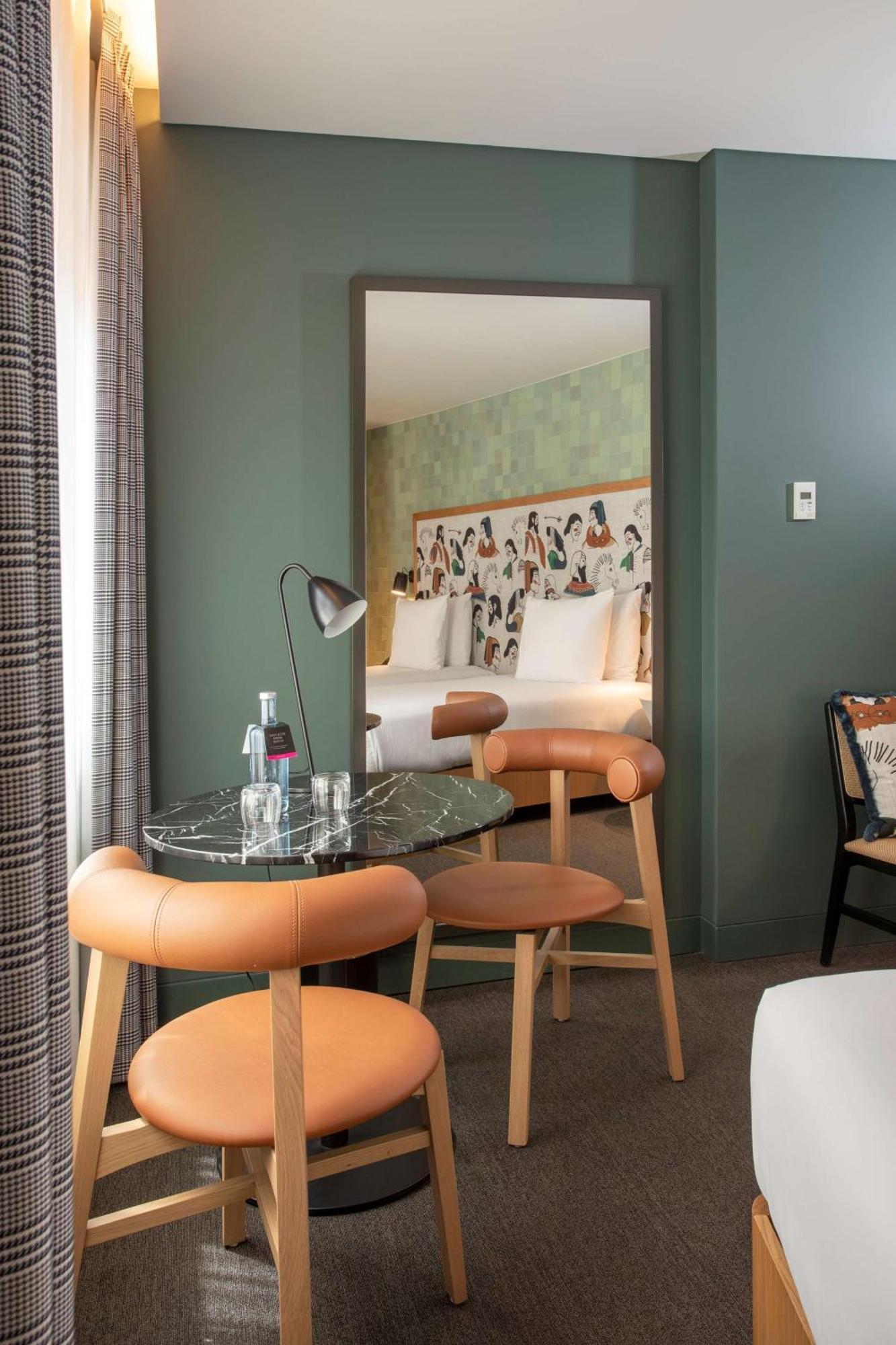 Junior Twin Suite