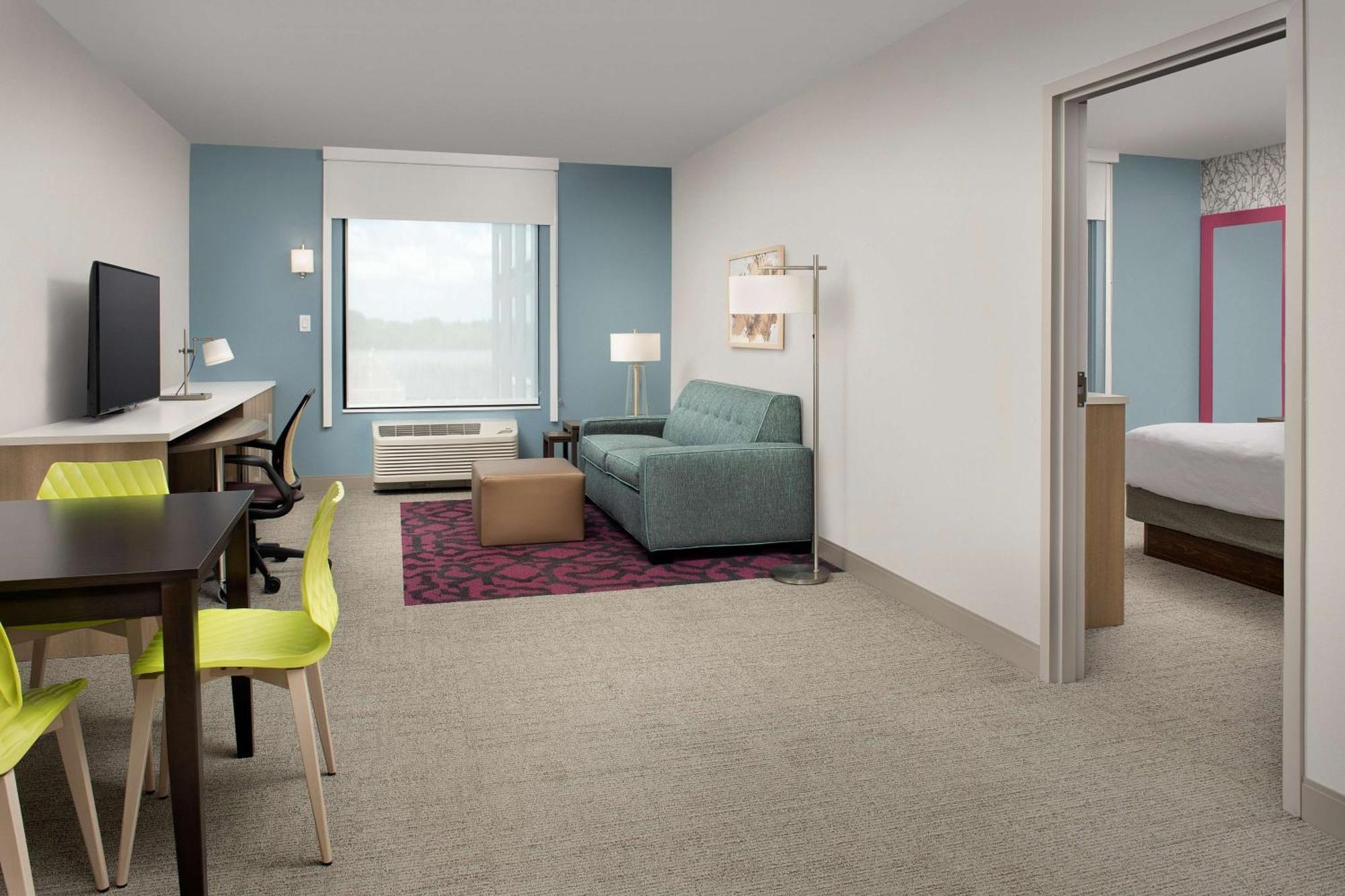 One-Bedroom King Suite Non-Smoking