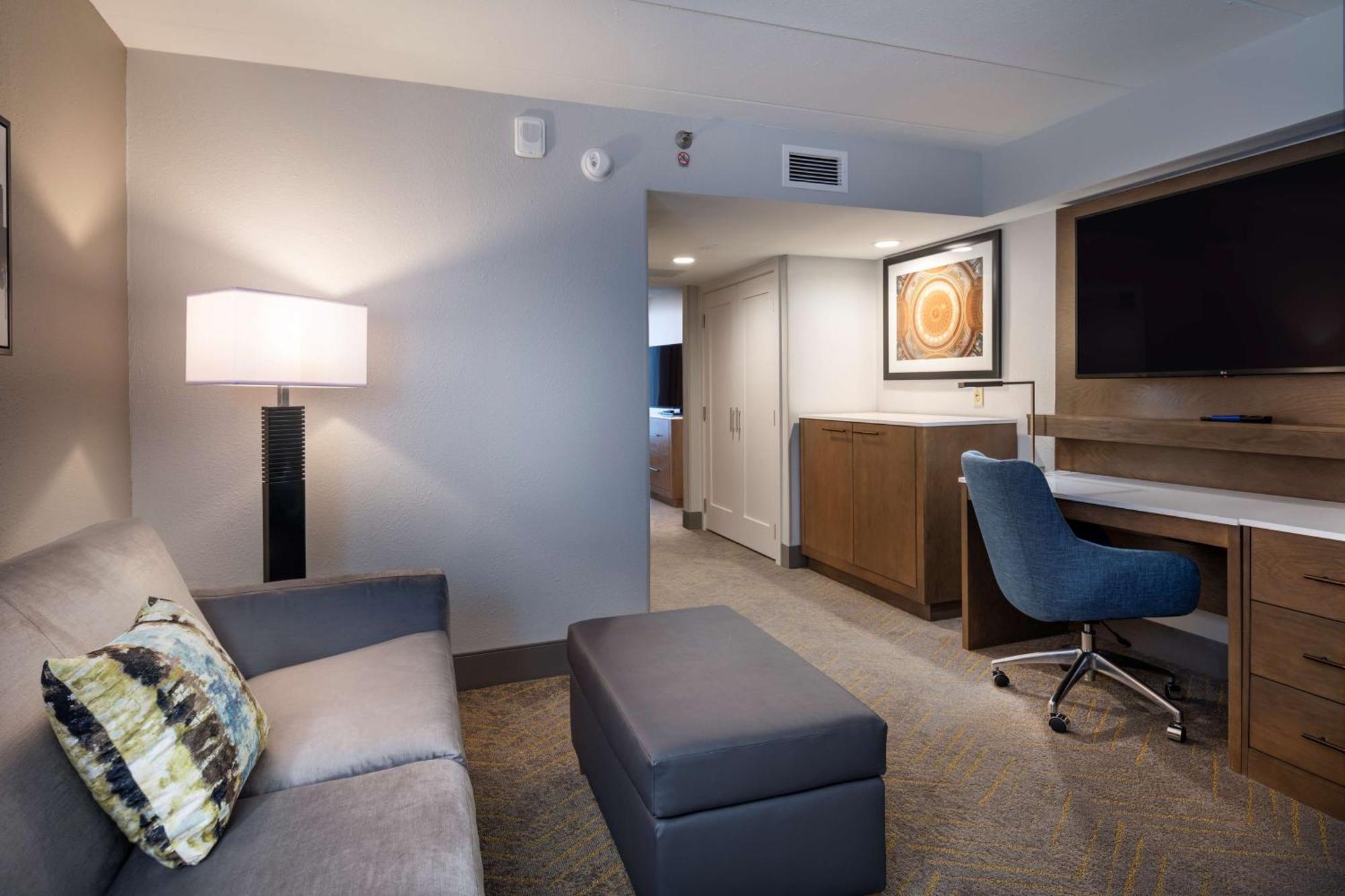 King Studio Suite,1557074422:JPEG