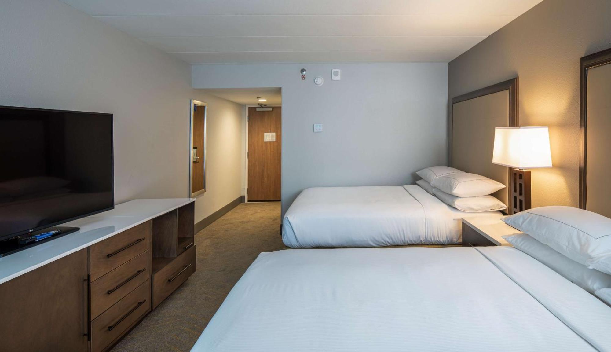 Queen Room Two Queen Beds