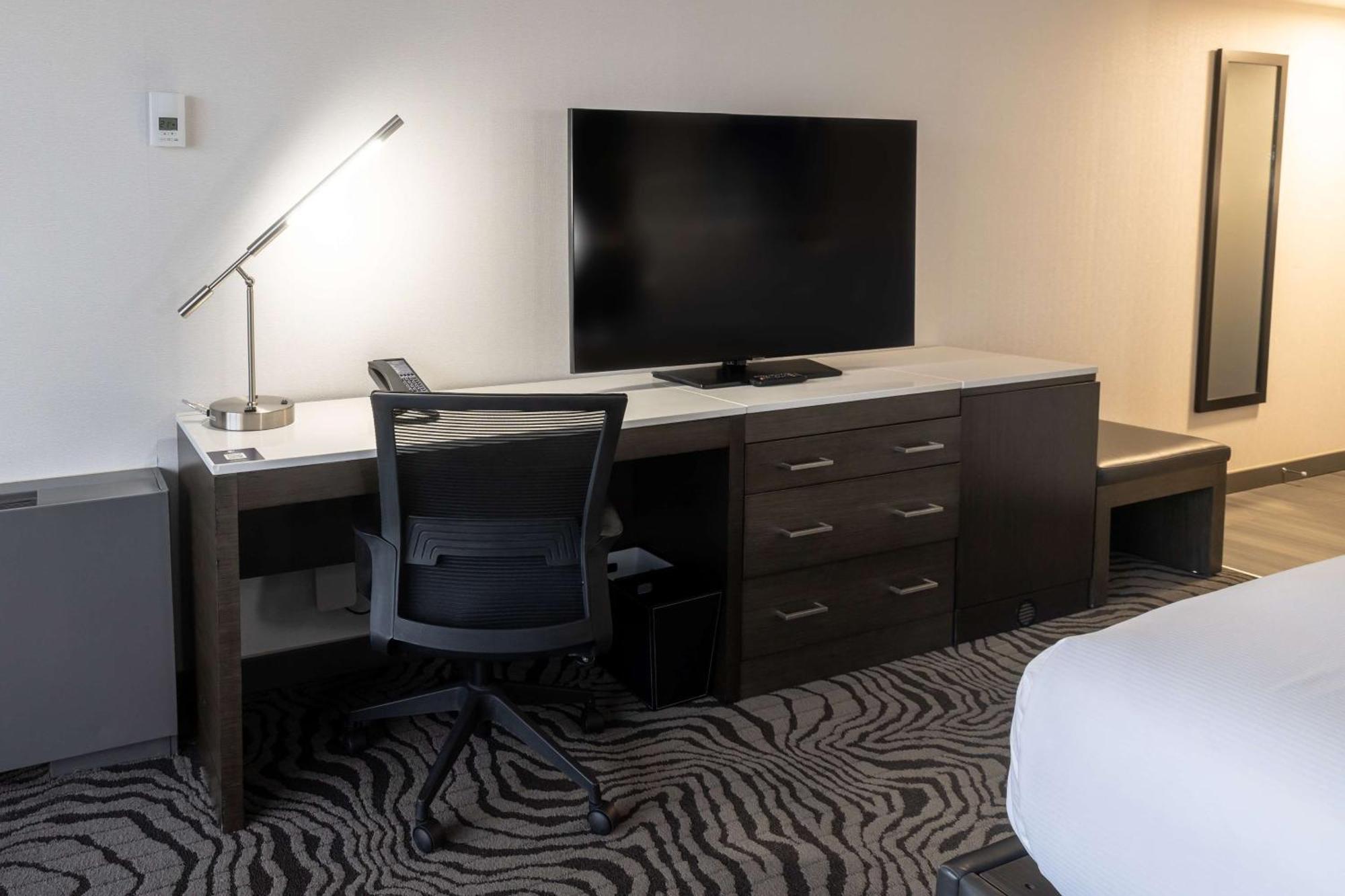 King Room,1557092431:JPEG