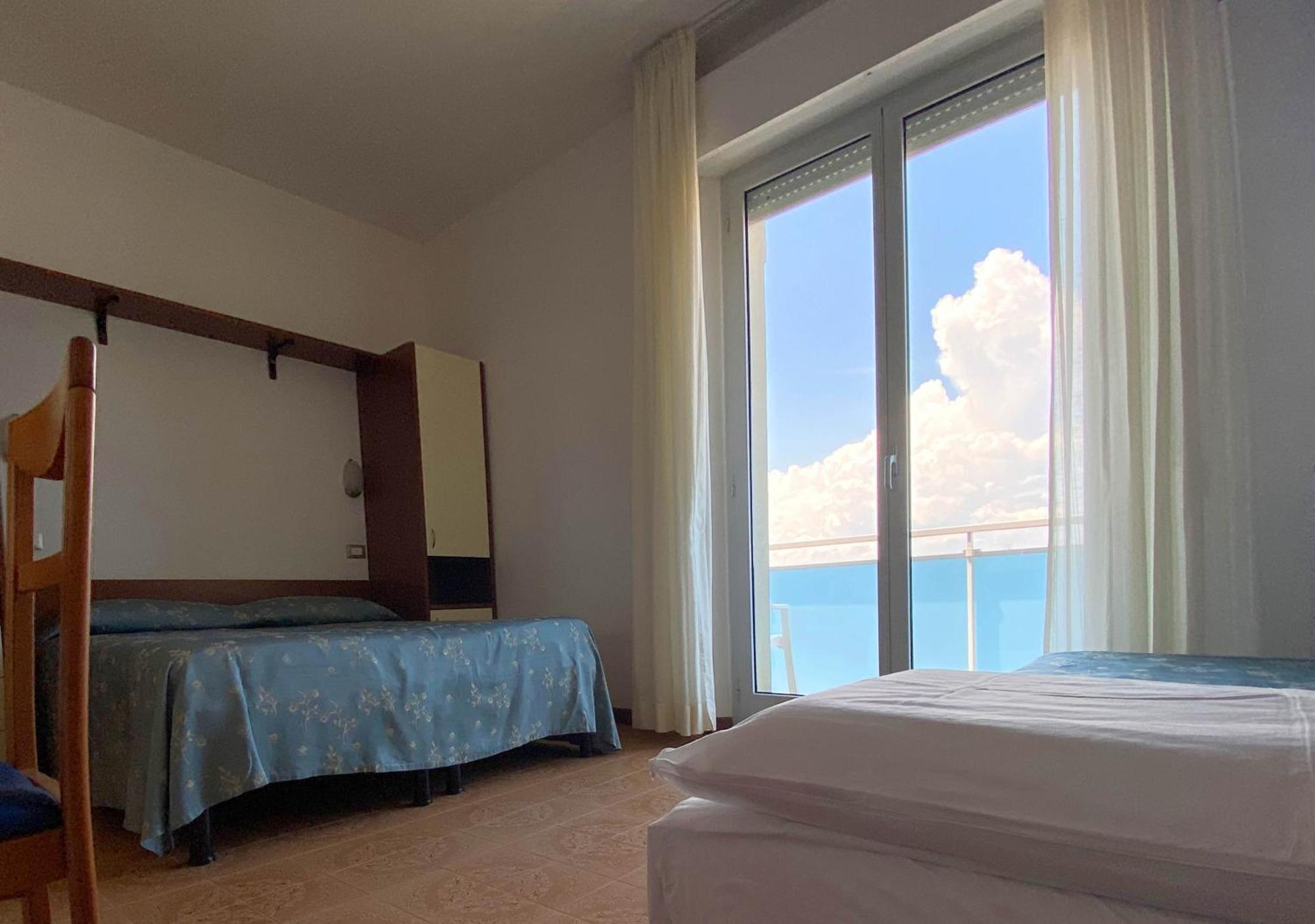 Triple Room,1557134131:JPEG