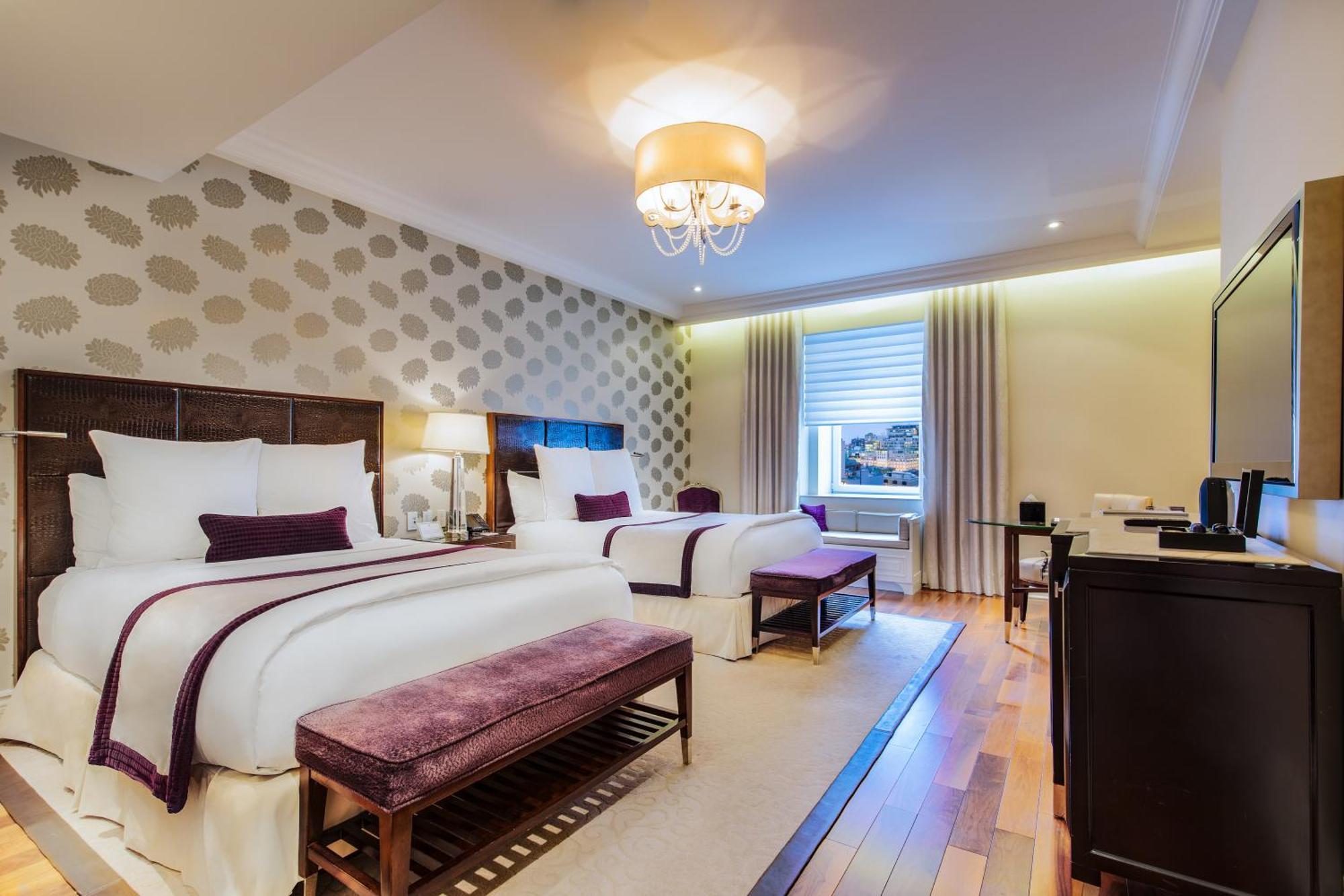 Premium Queen Room Two Queen Beds Non-Smoking,1548947389:JPEG