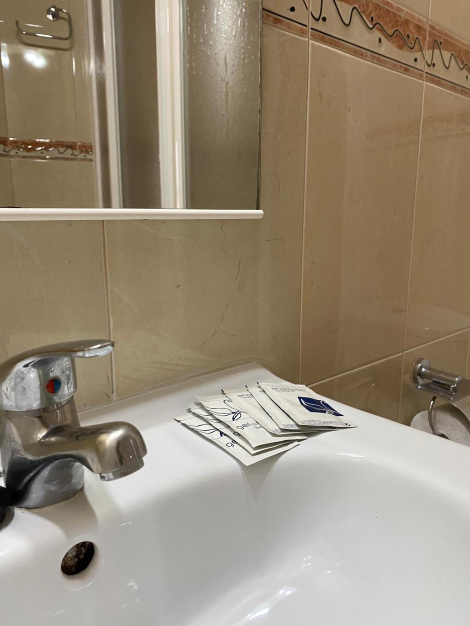 Double Room Private Bathroom