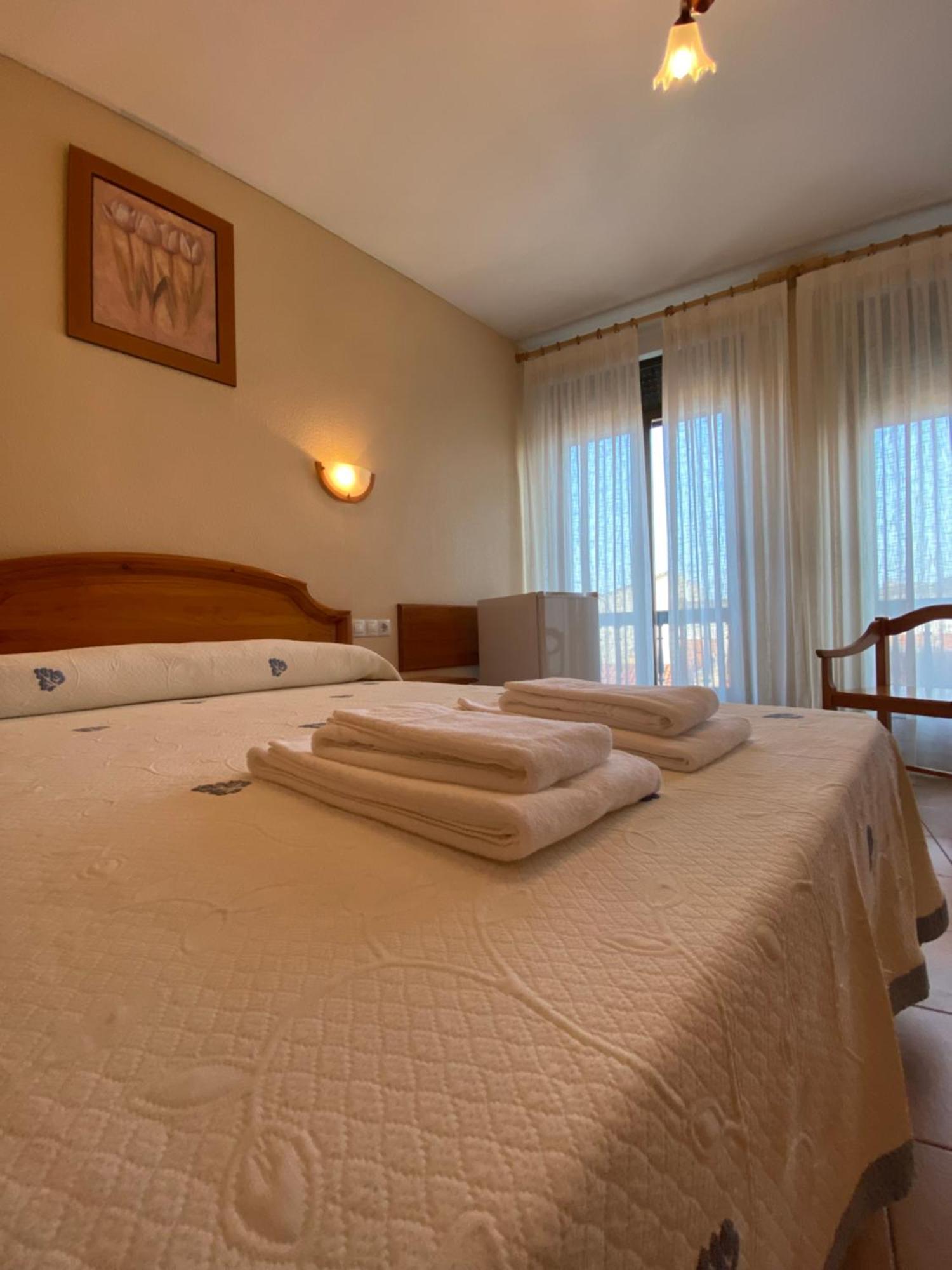Double Room Private Bathroom