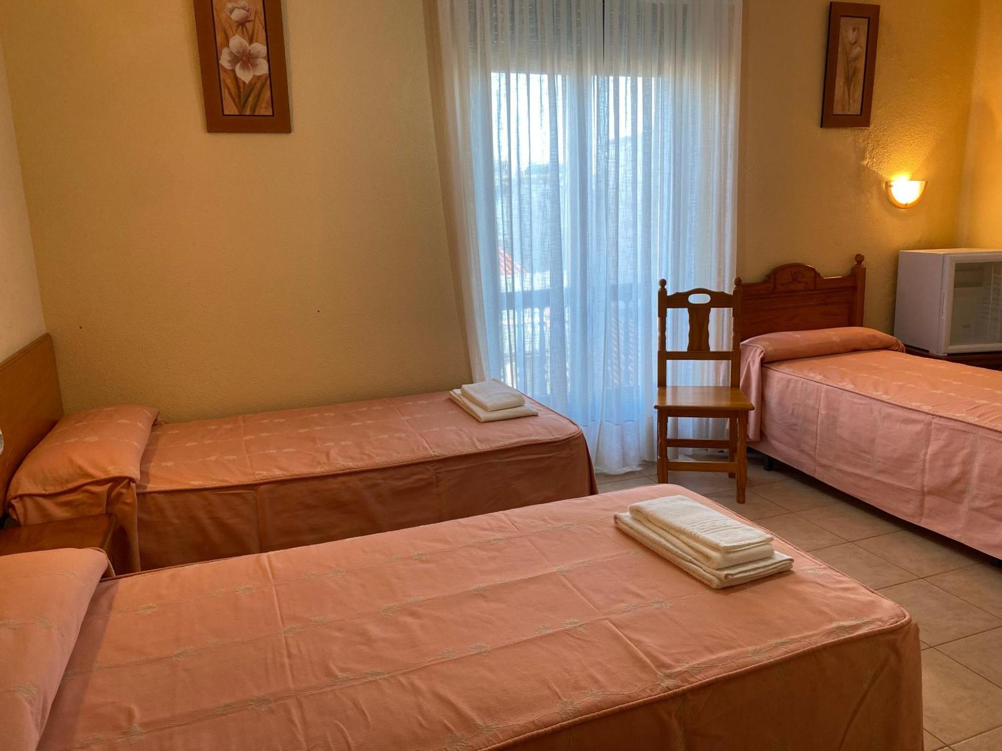Triple Room Private Bathroom