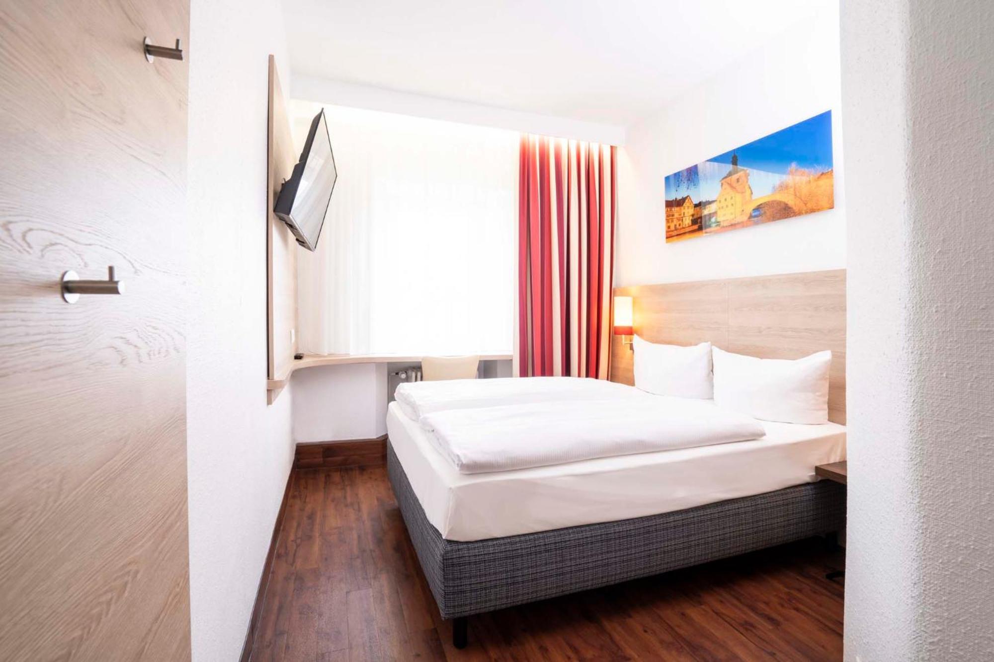 Basic Double Room