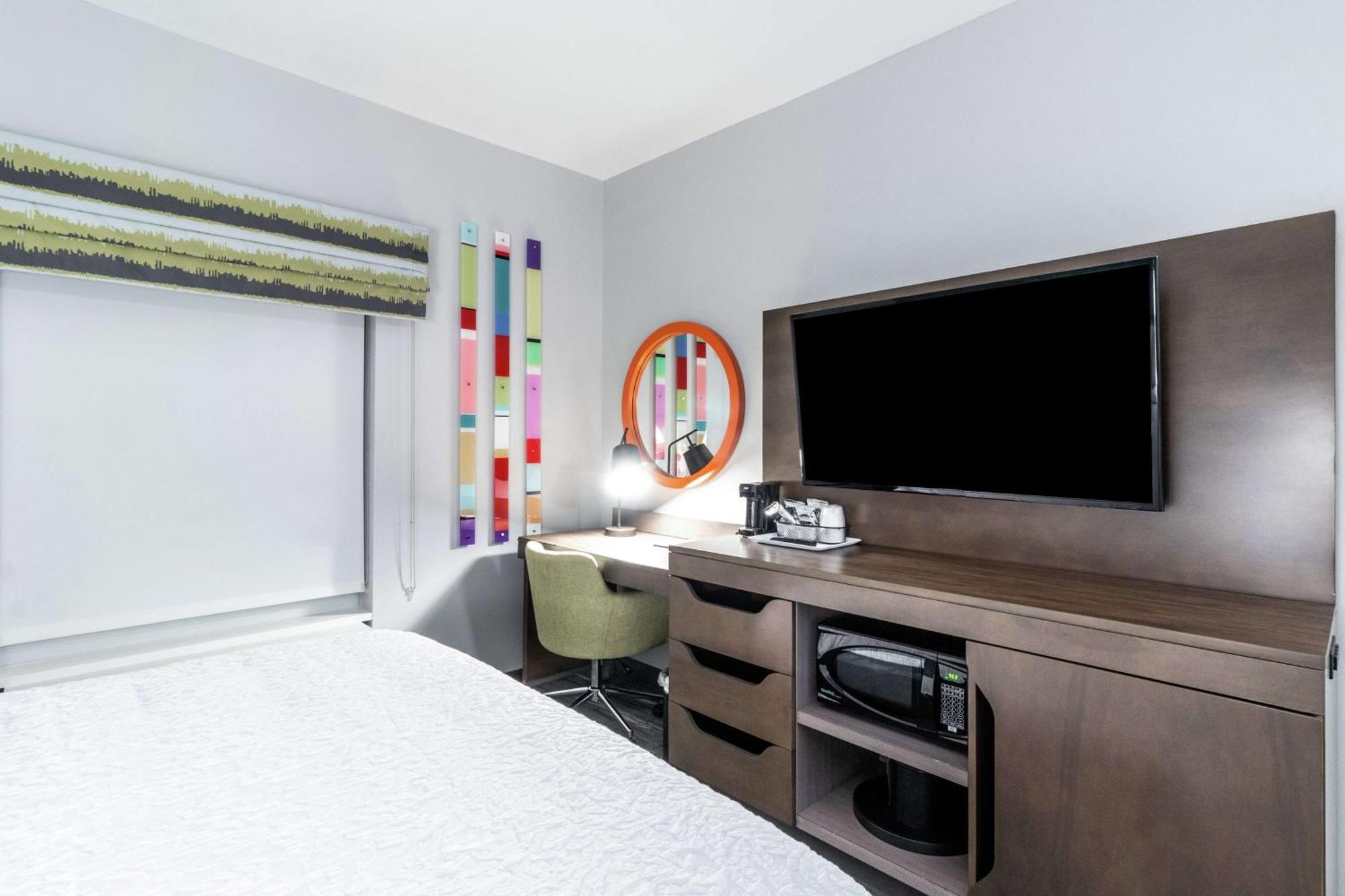 Queen Room Two Queen Beds