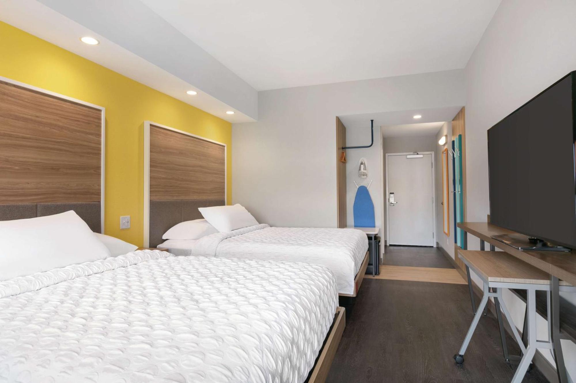 Queen Room with Two Queen Beds