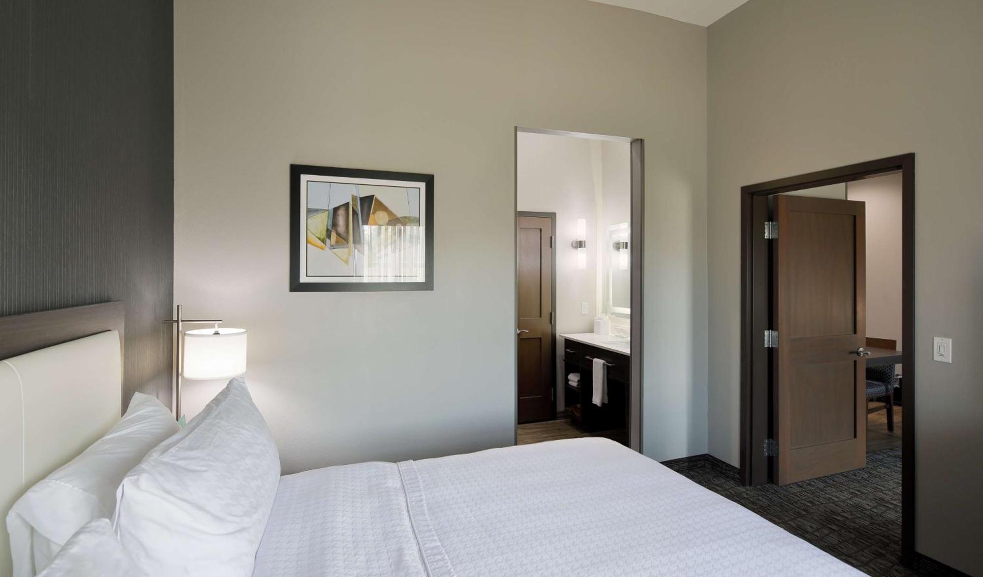 Two-Bedroom King Suite - Non-Smoking