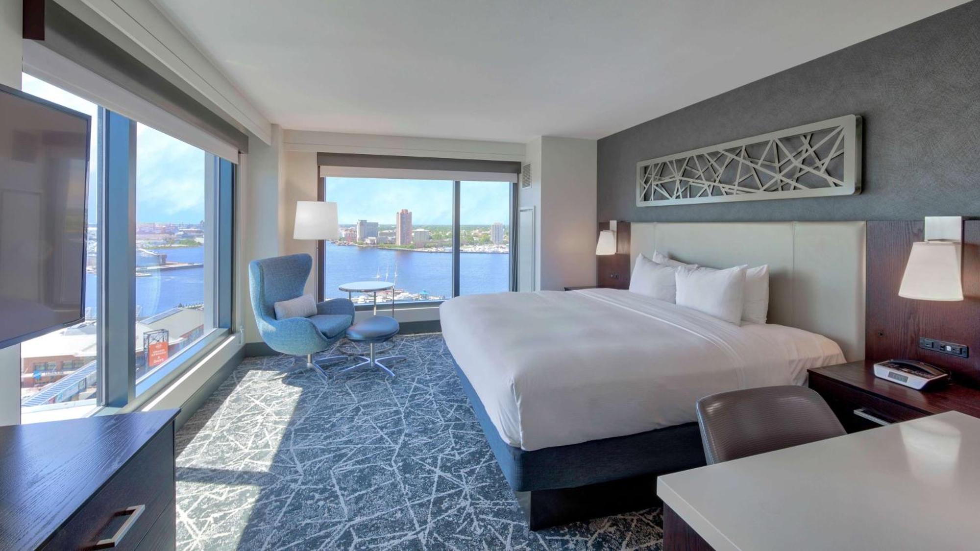 Deluxe Corner King Room River View,1557427030:JPEG