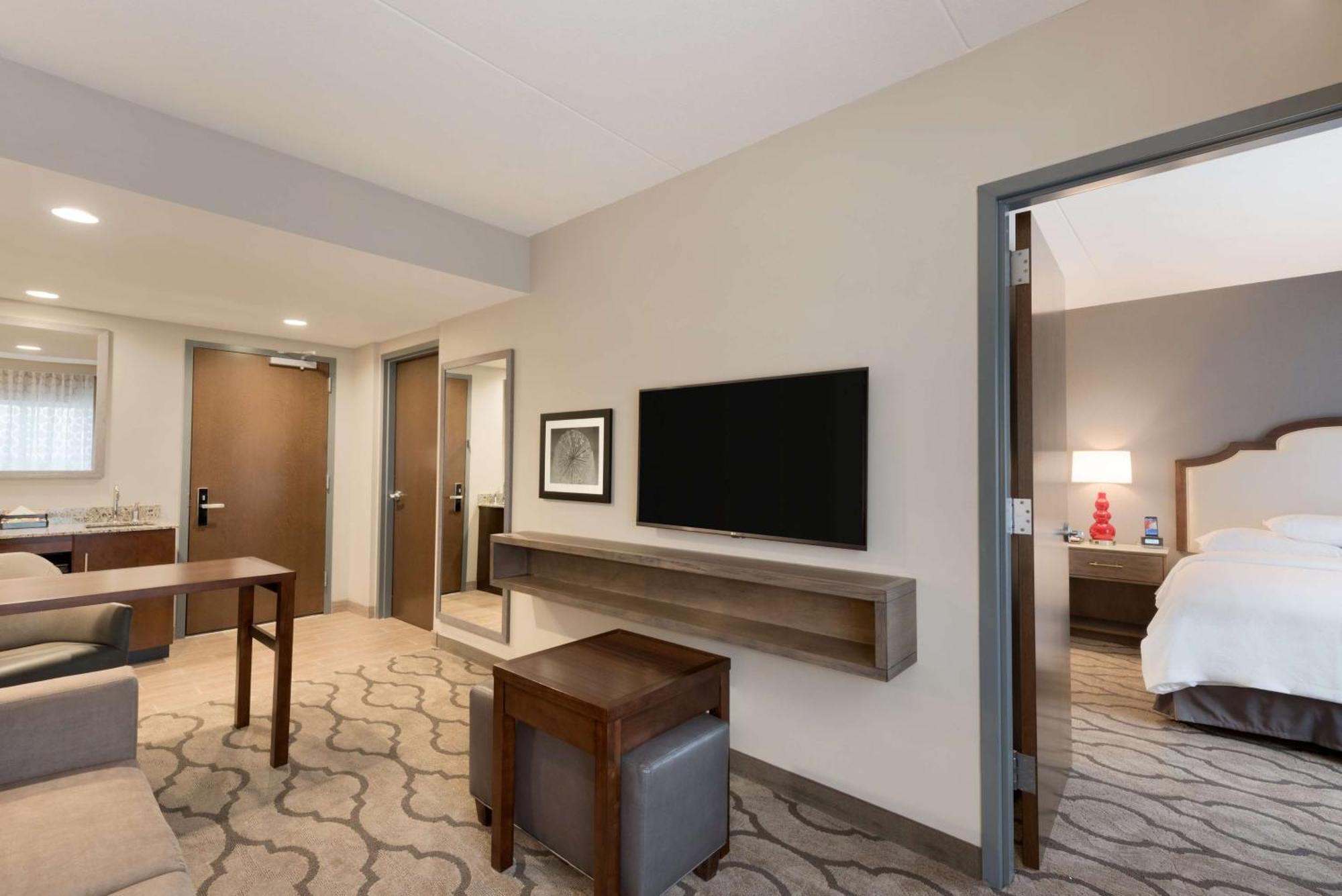 King Studio Suite