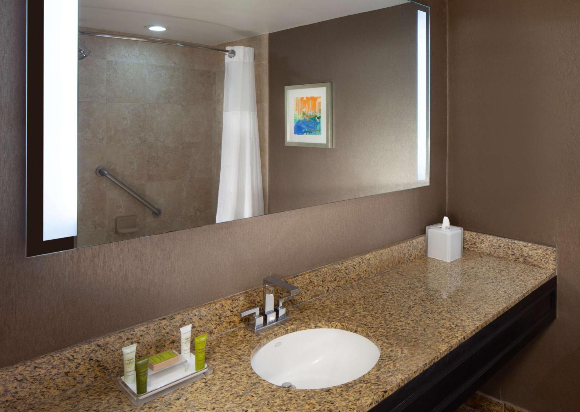 Deluxe Room Two Double Beds High Floor