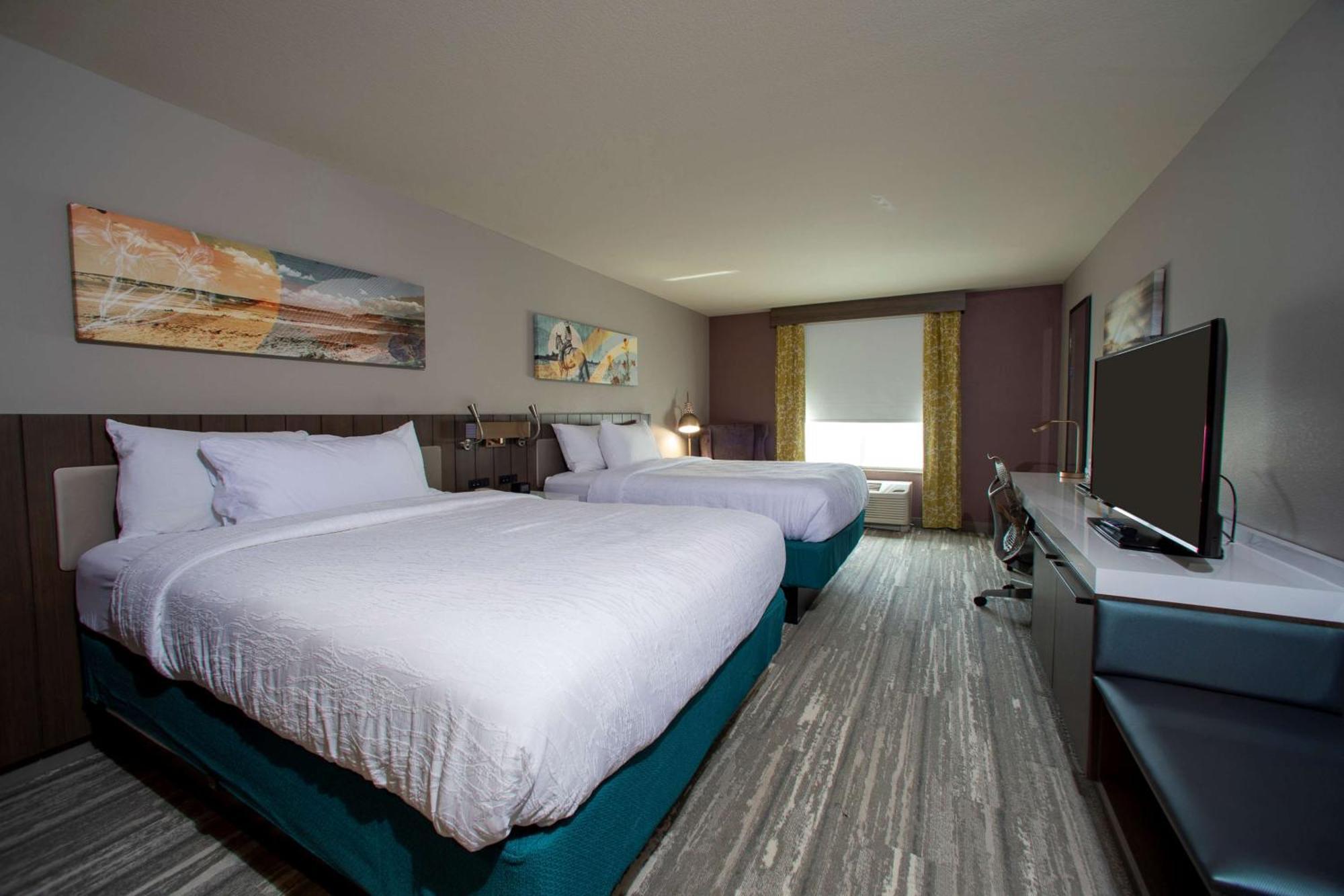 Queen Room Two Queen Beds