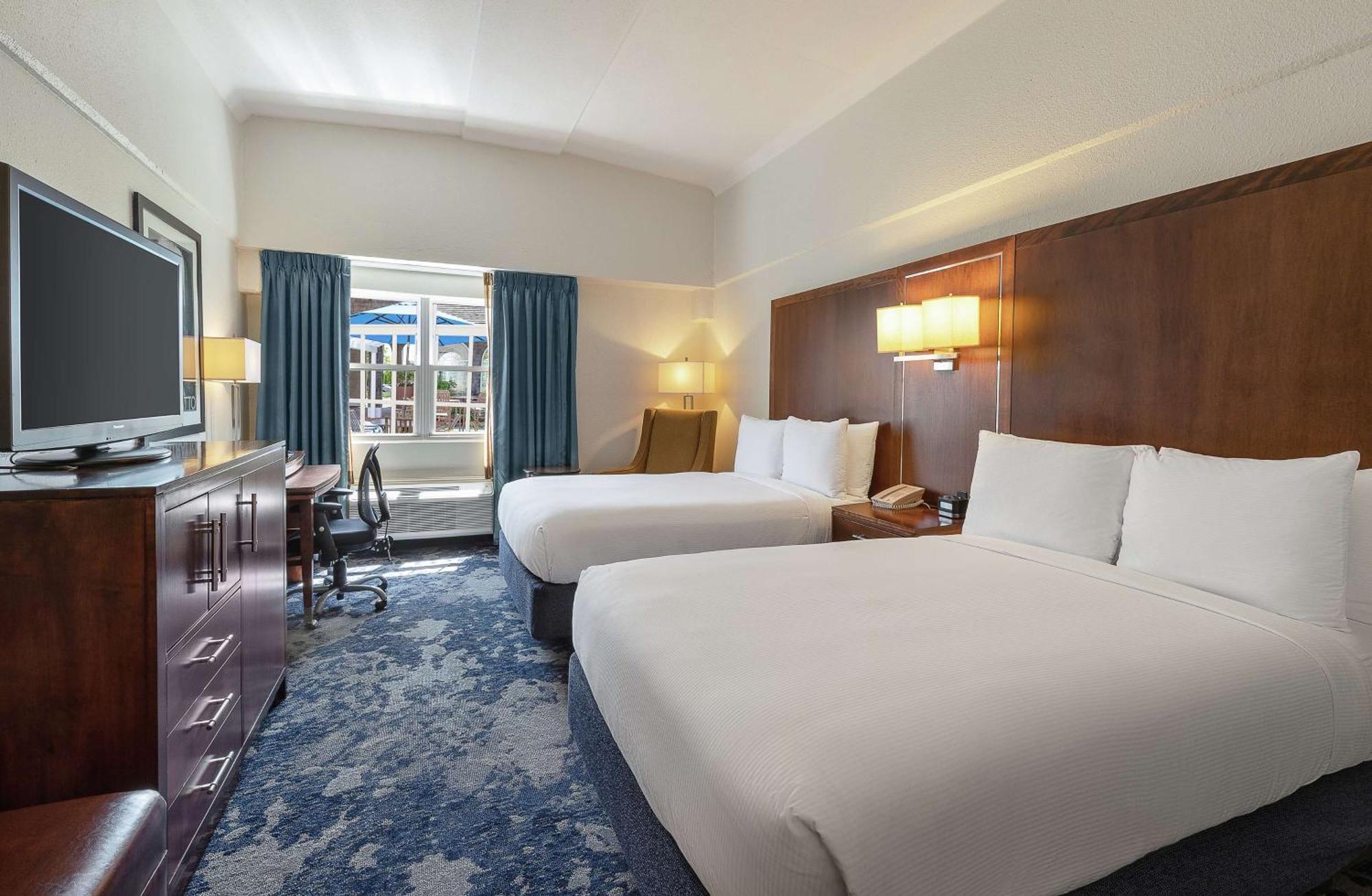 Double Room Two Double Beds Non-Smoking