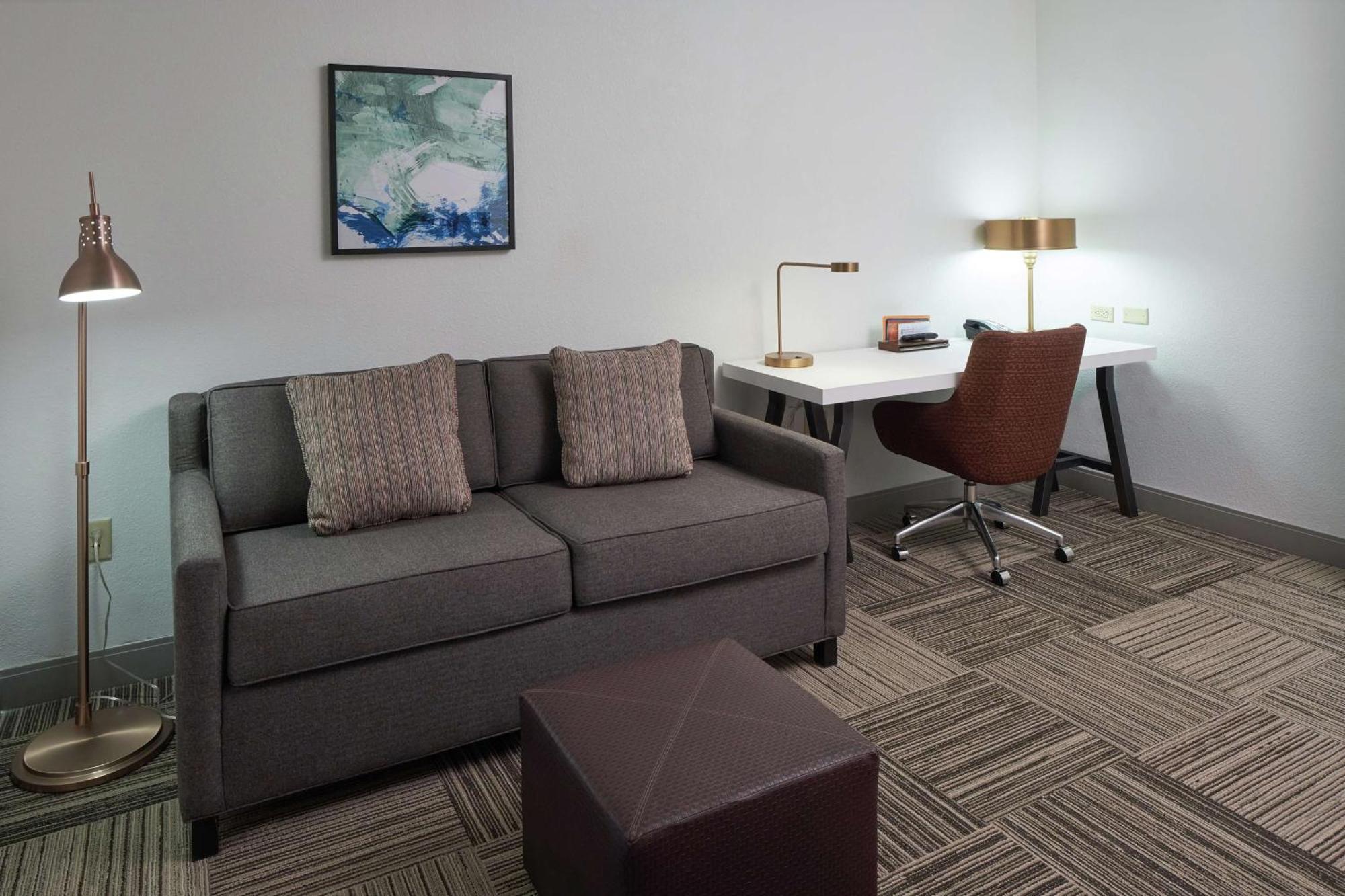 Junior King Suite Seating Area
