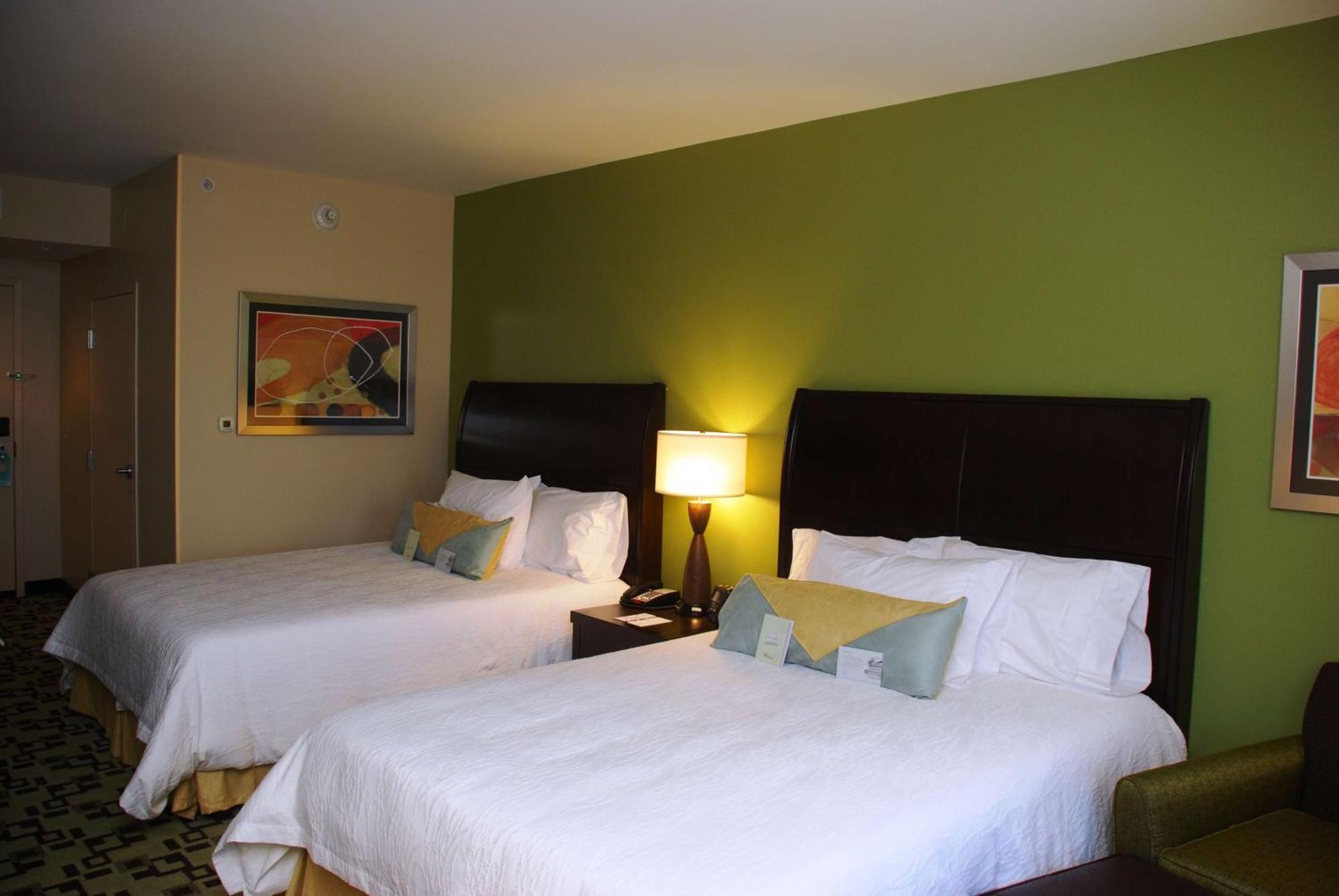 Queen Room Two Queen Beds