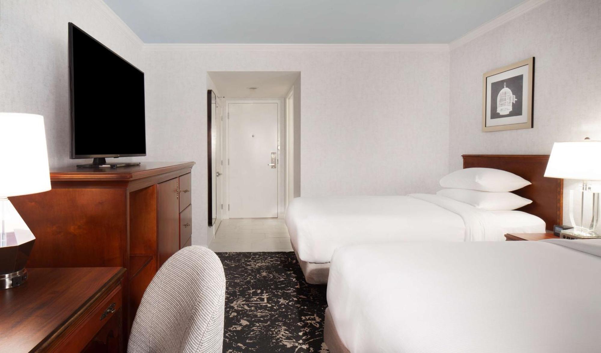 Room with Two Double Beds - High Floor Pure Wellness with Golf View