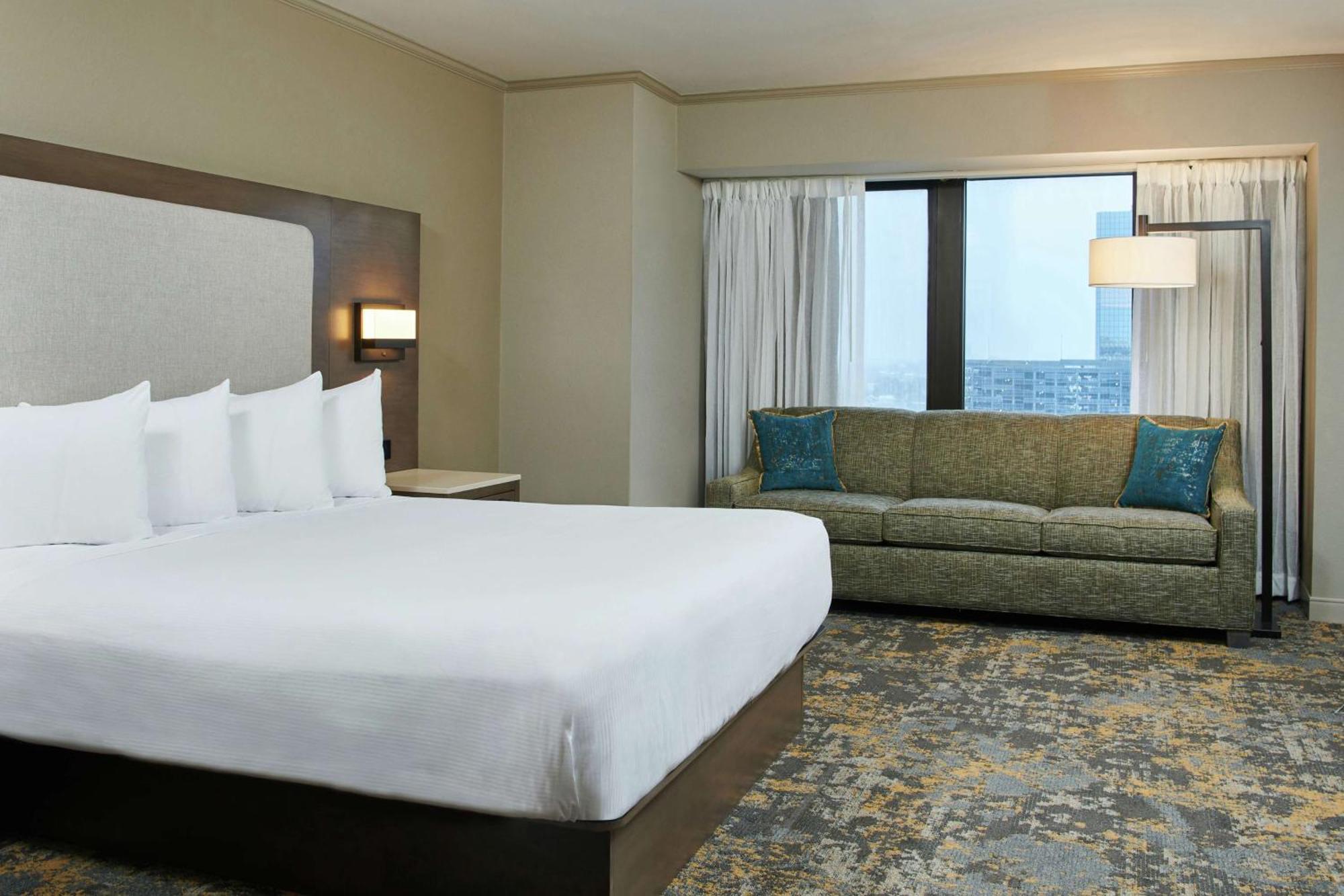 Deluxe King Room,1730025412:JPEG