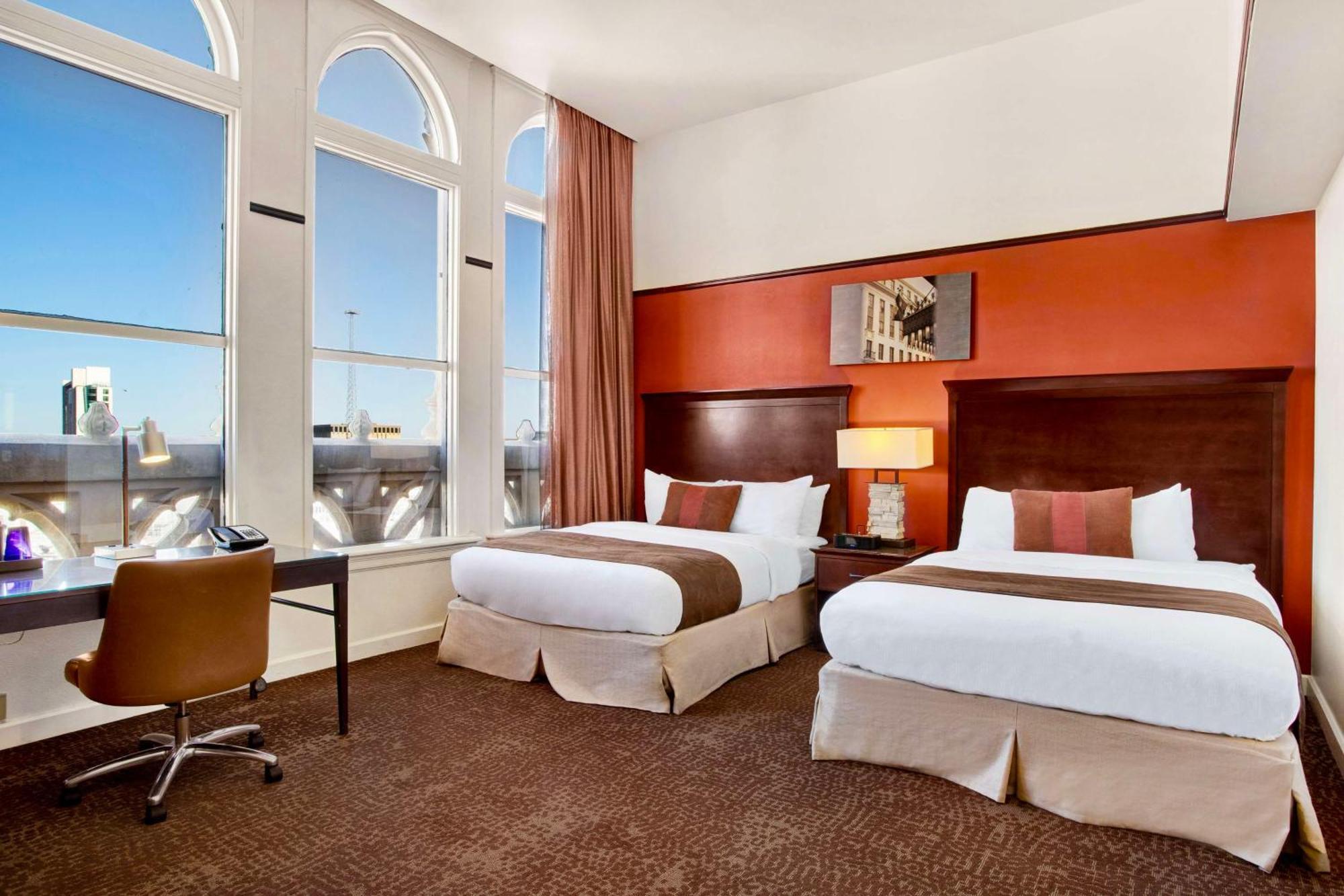 Queen Room with Alamo View,1557848143:JPEG