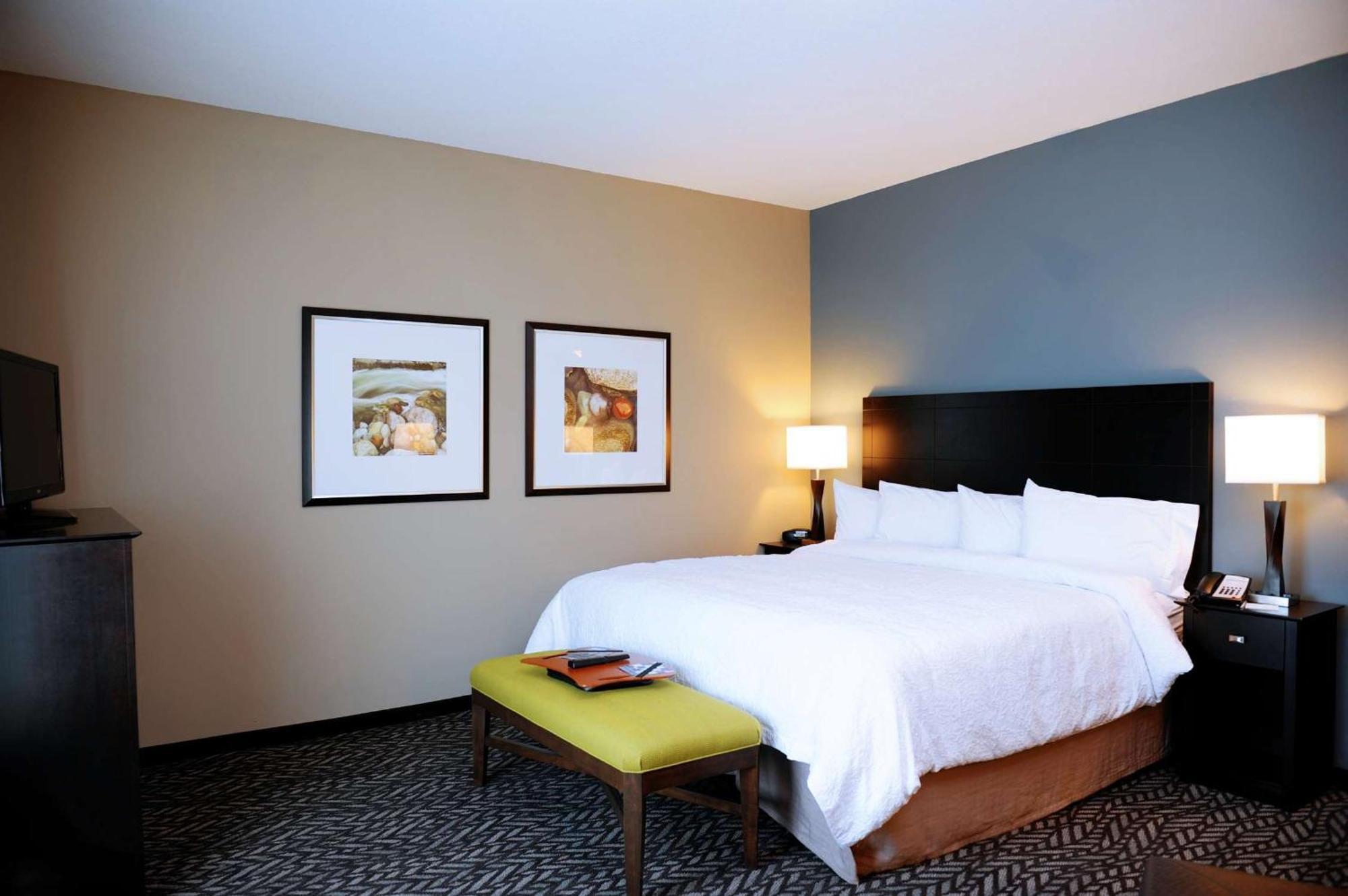 King Room King Bed Non-Smoking