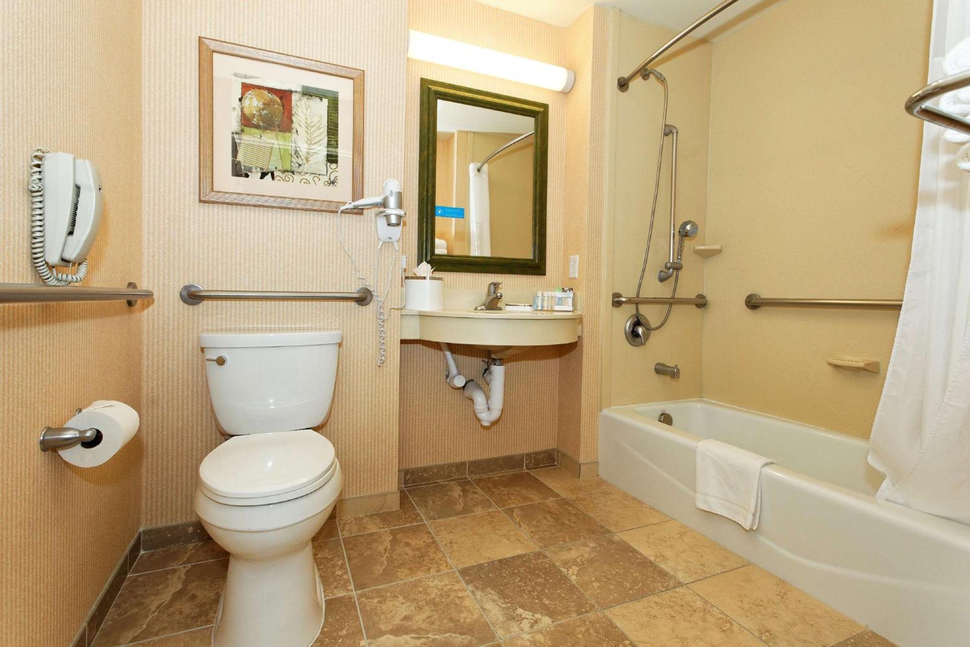 Queen Room with Two Queen Beds - Mobility and Hearing Access/Non-Smoking