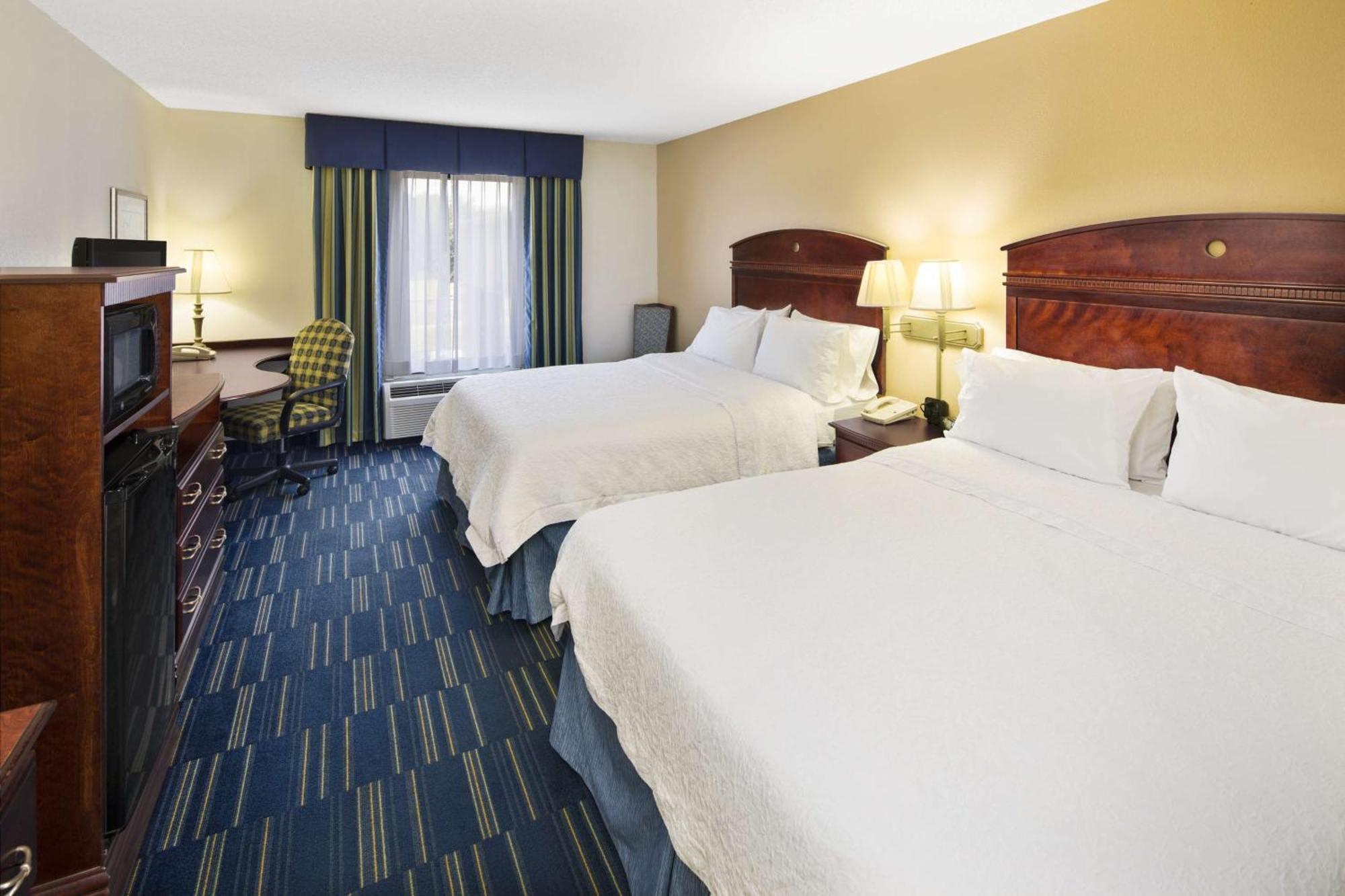 Room with Two Queen Beds - Non-Smoking