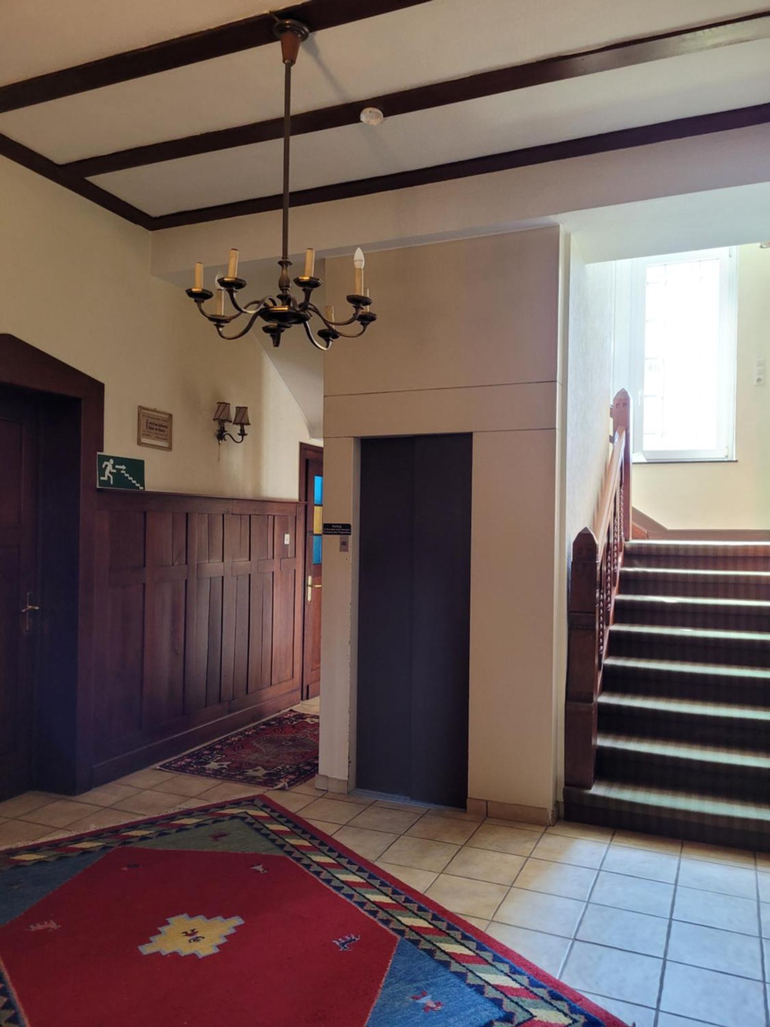 Budget Single Room Annex Villa Germania