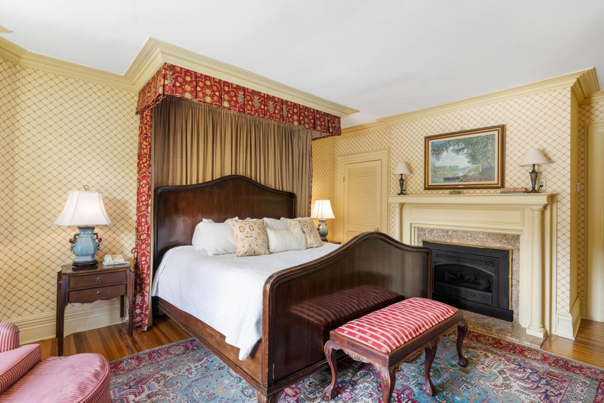 King Suite