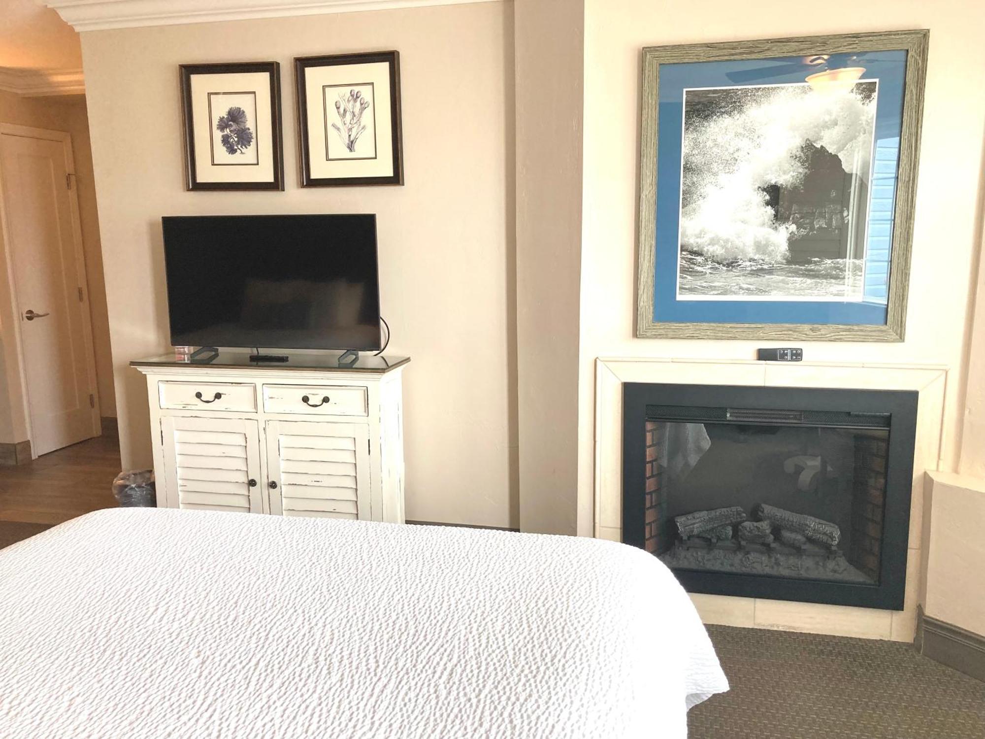 Standard Queen Room Two Queen Beds