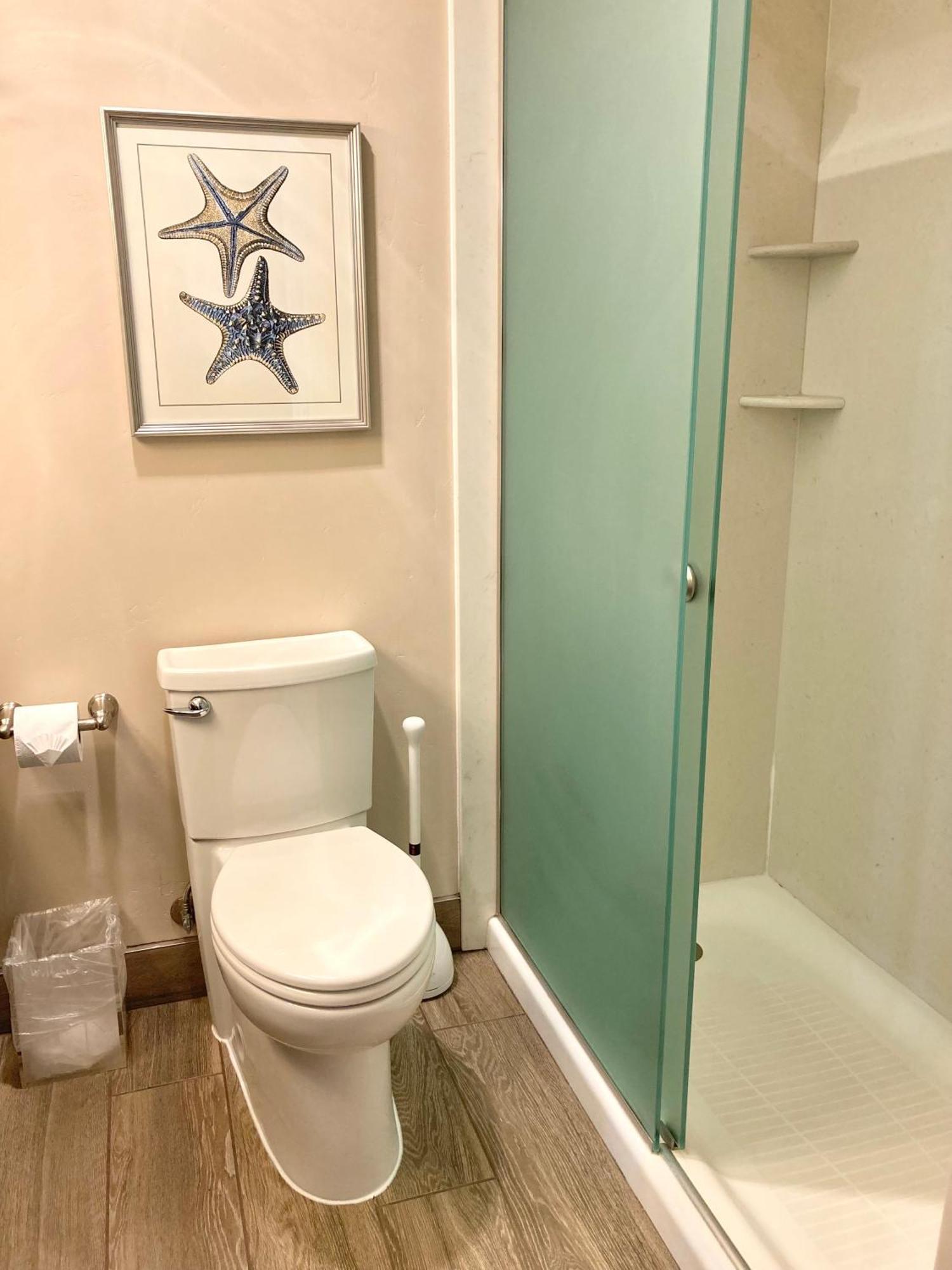 Deluxe Two Queen Beds Room