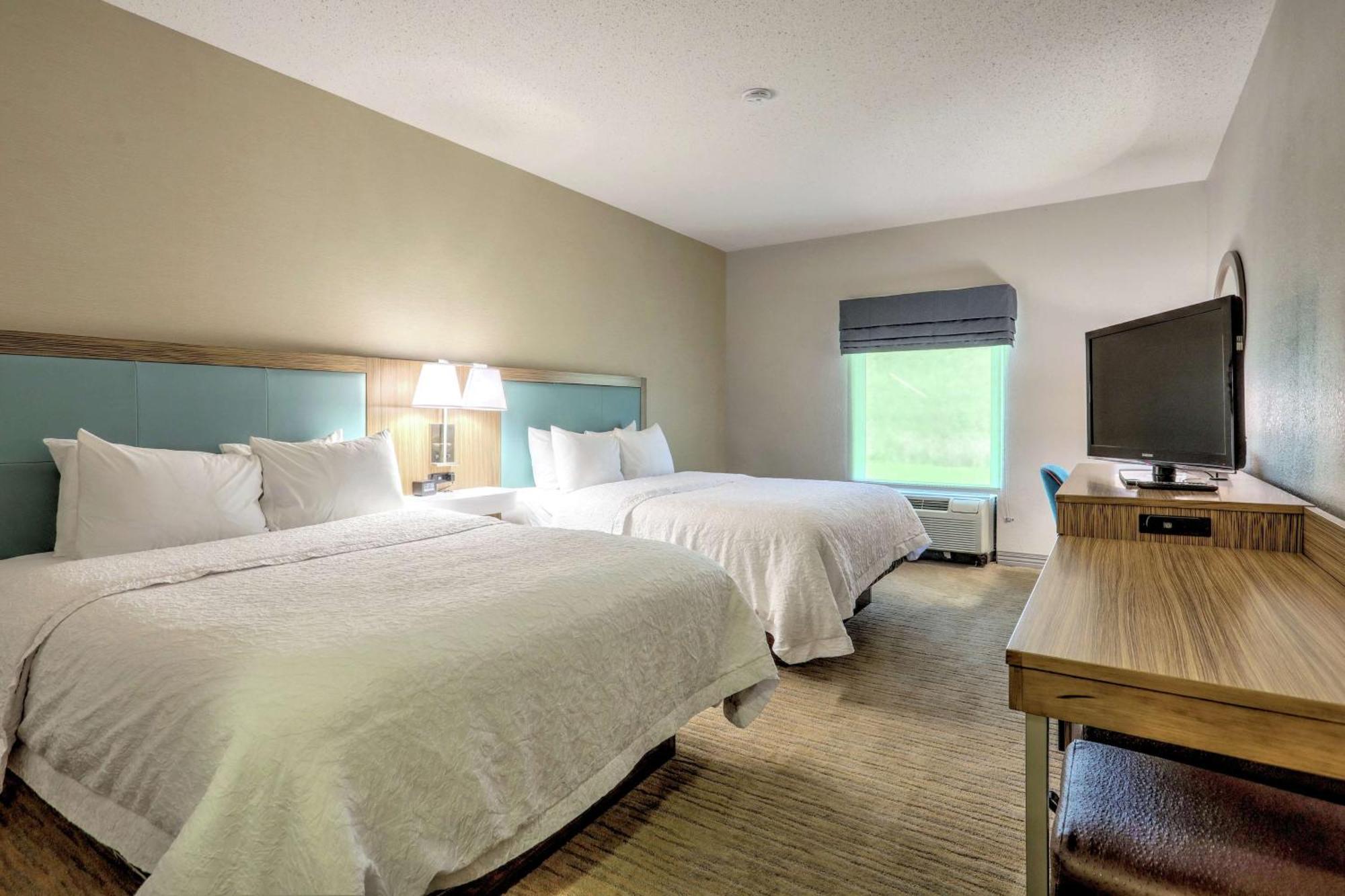 Room with Two Queen Beds - Non-Smoking
