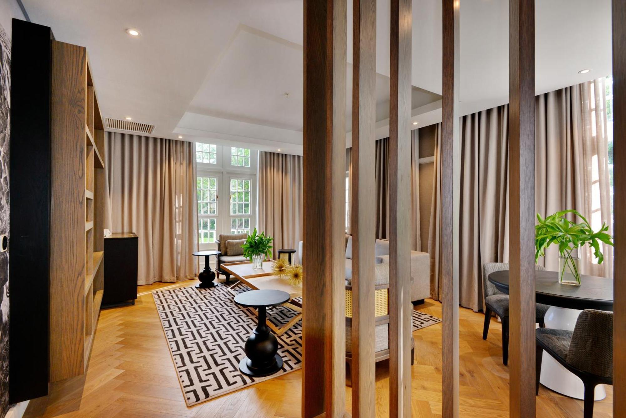 Executive Suite