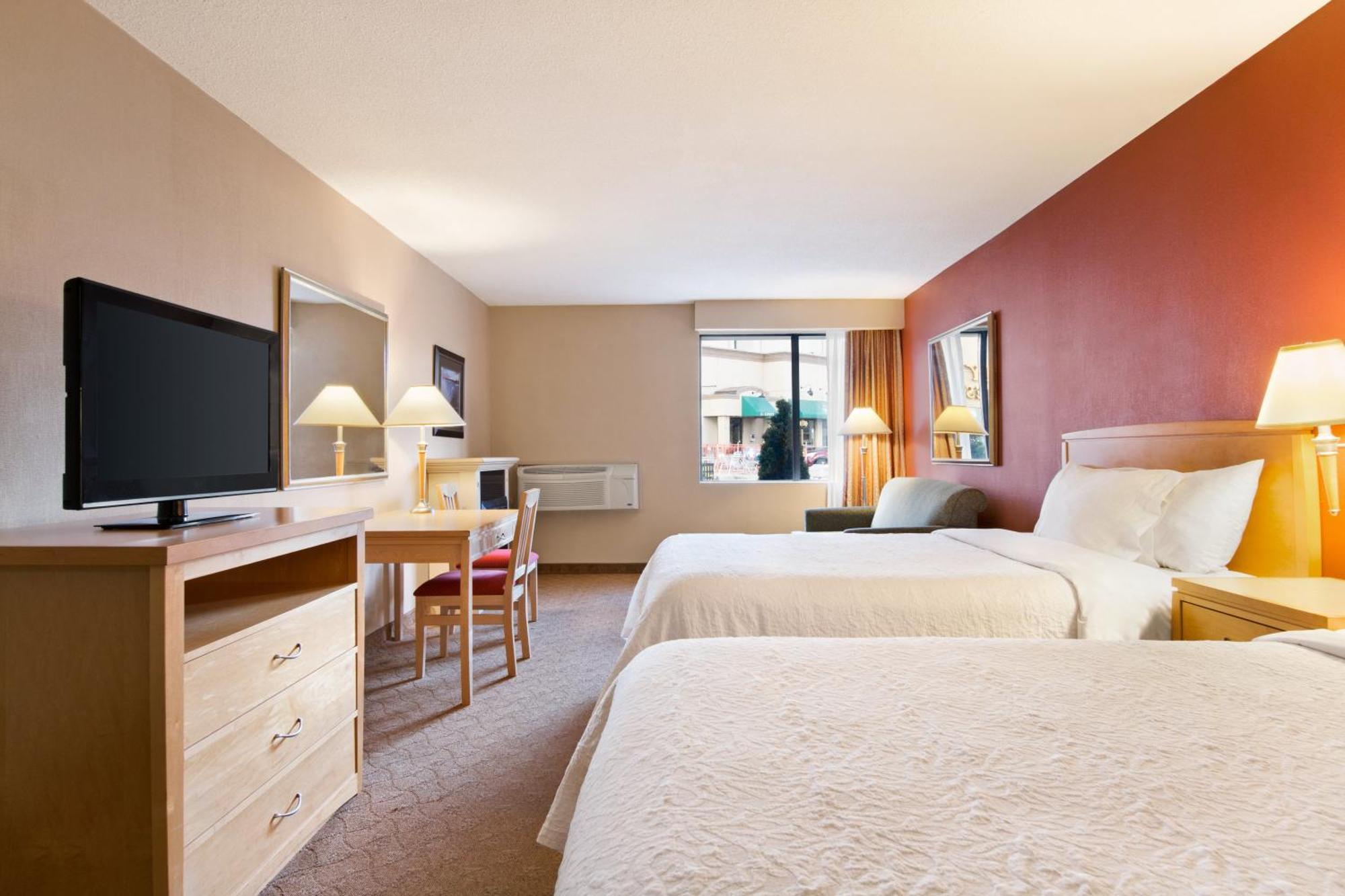 Double Room Two Double Beds Non-Smoking
