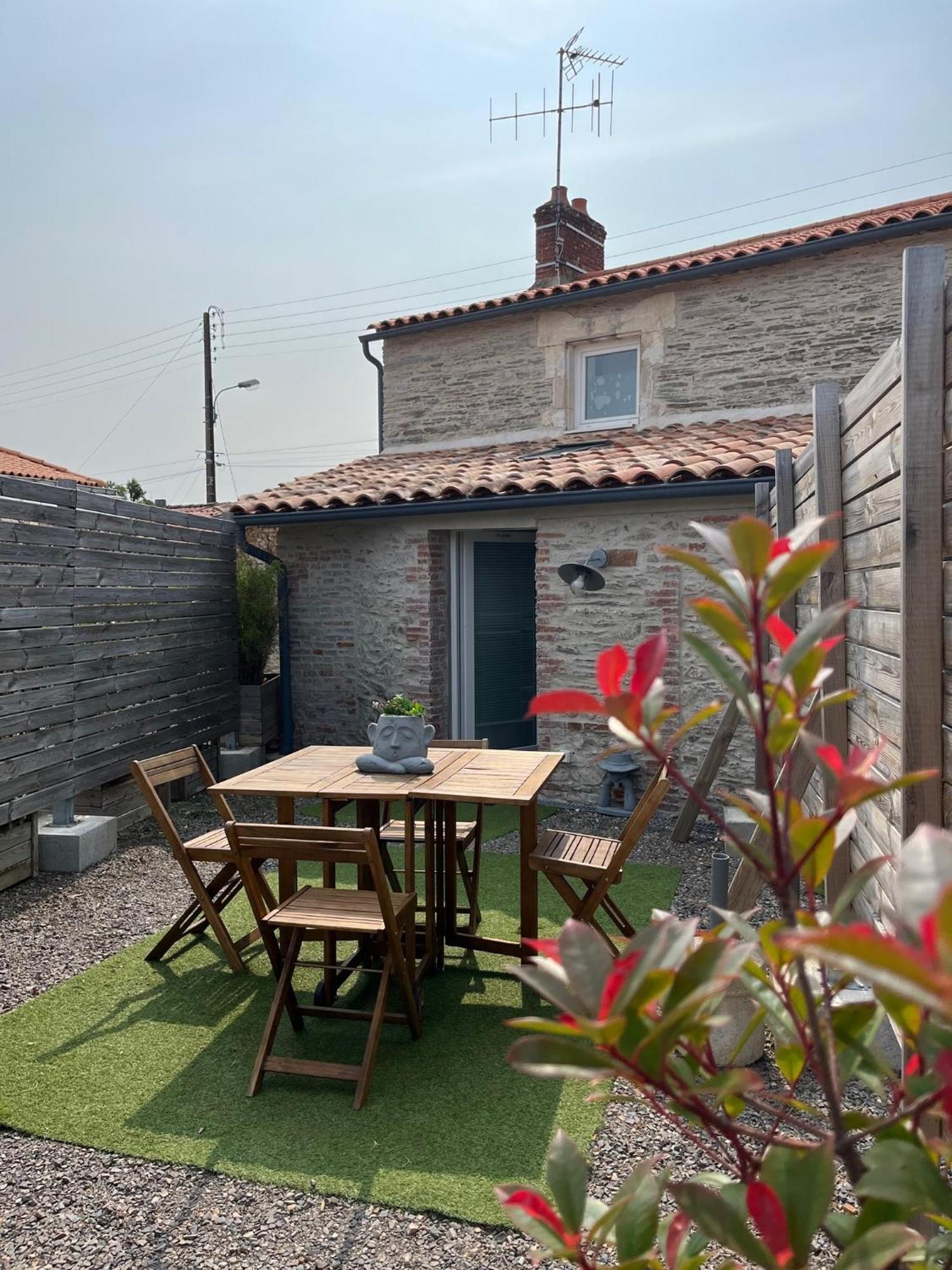 Cottage,1558284163:JPEG