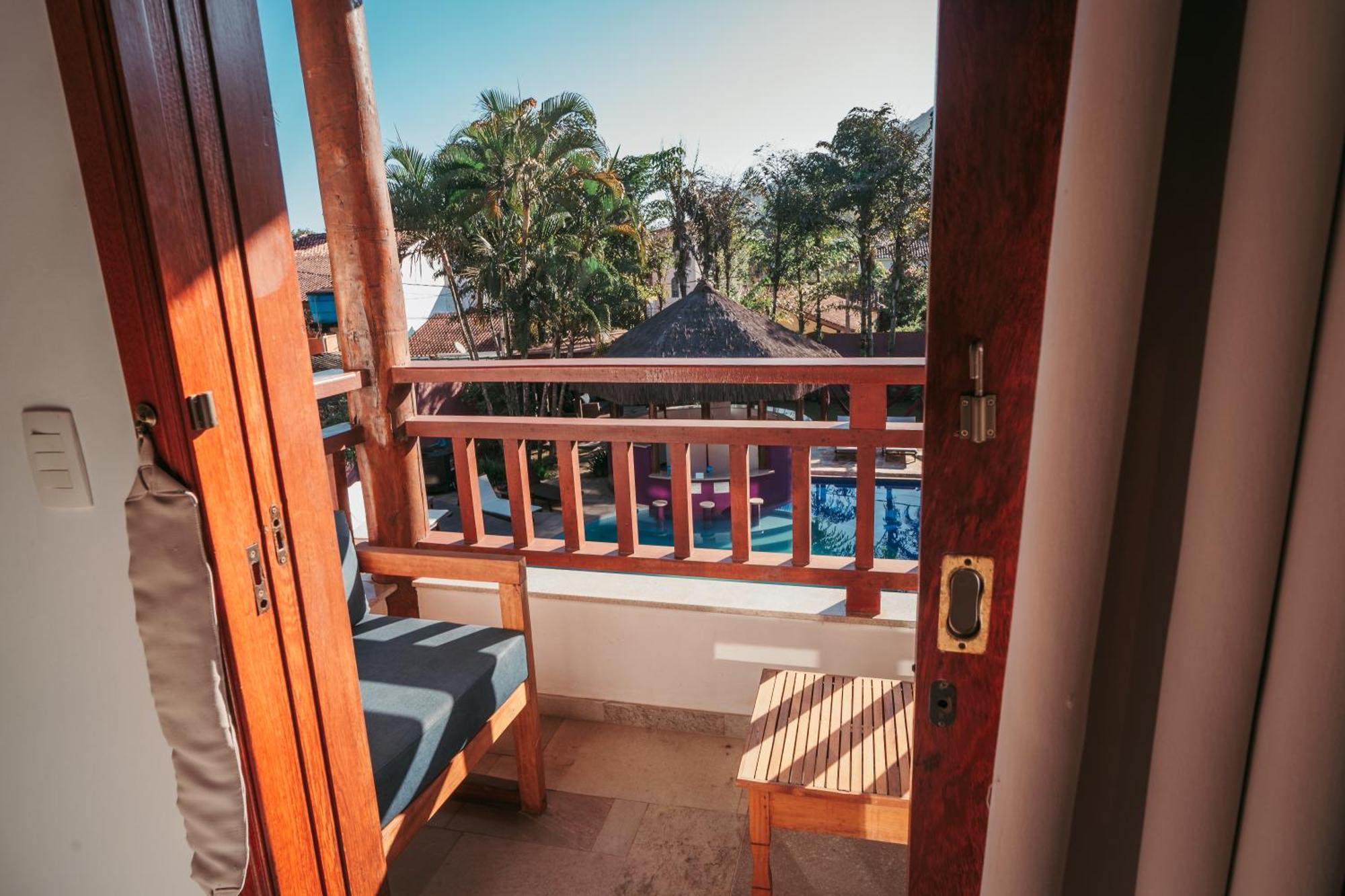 Studio Balcony